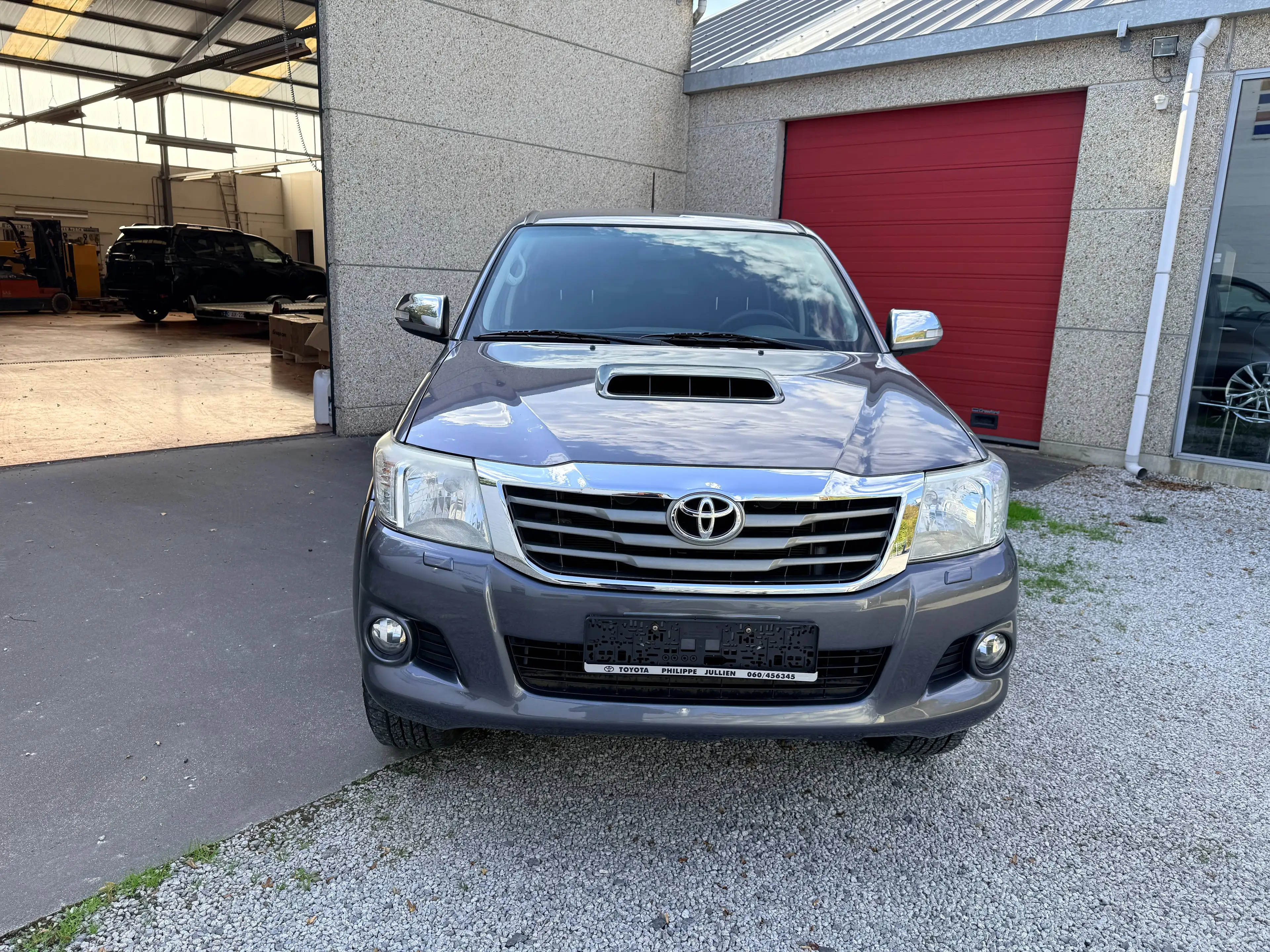 Toyota Hilux 3.0 D-4D 4WD *24.000+TVA*Top état* — photo 3