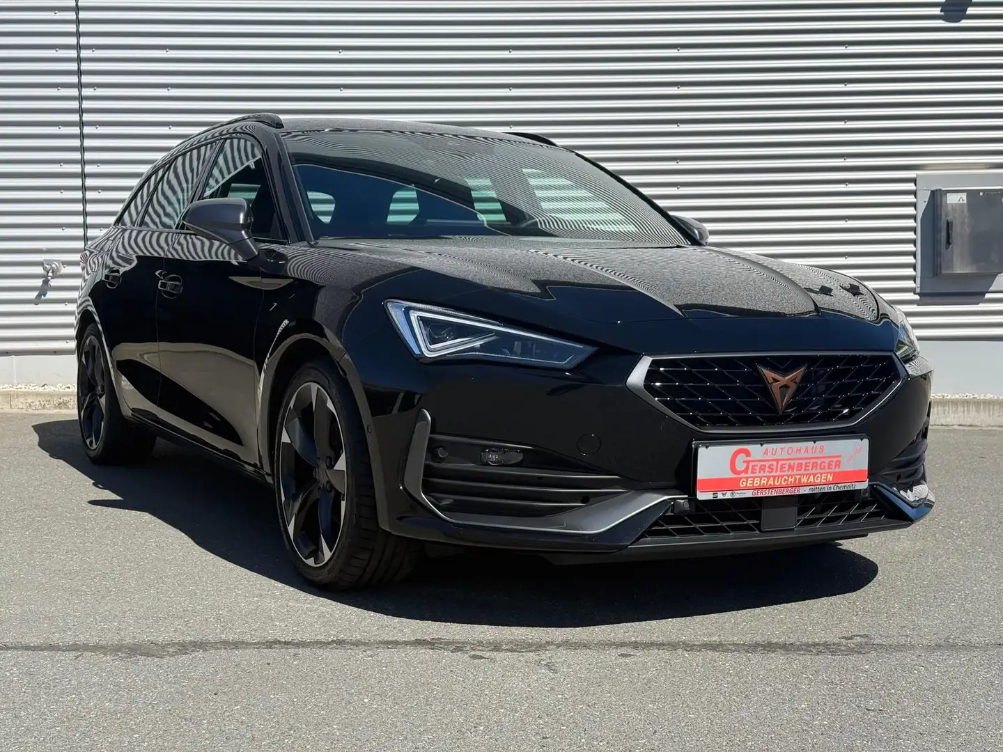 CUPRA Leon 1.5 eTSI 150 PS DSG MATRIX/KESSY/KAMERA Noir - 2