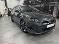 Kia Ceed / cee'd Gris - thumbnail 1