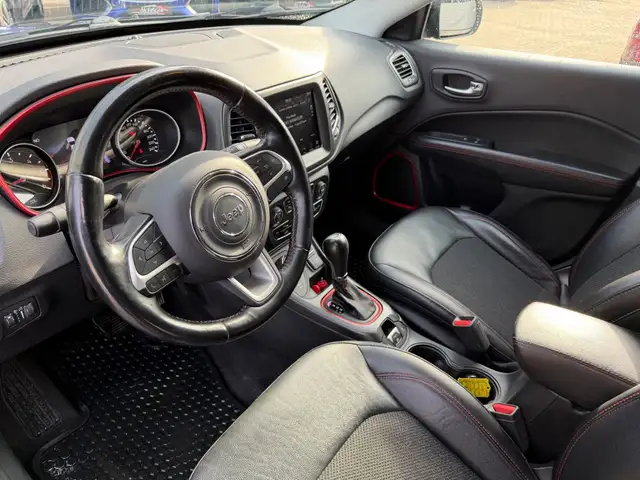 Jeep Compass view 10