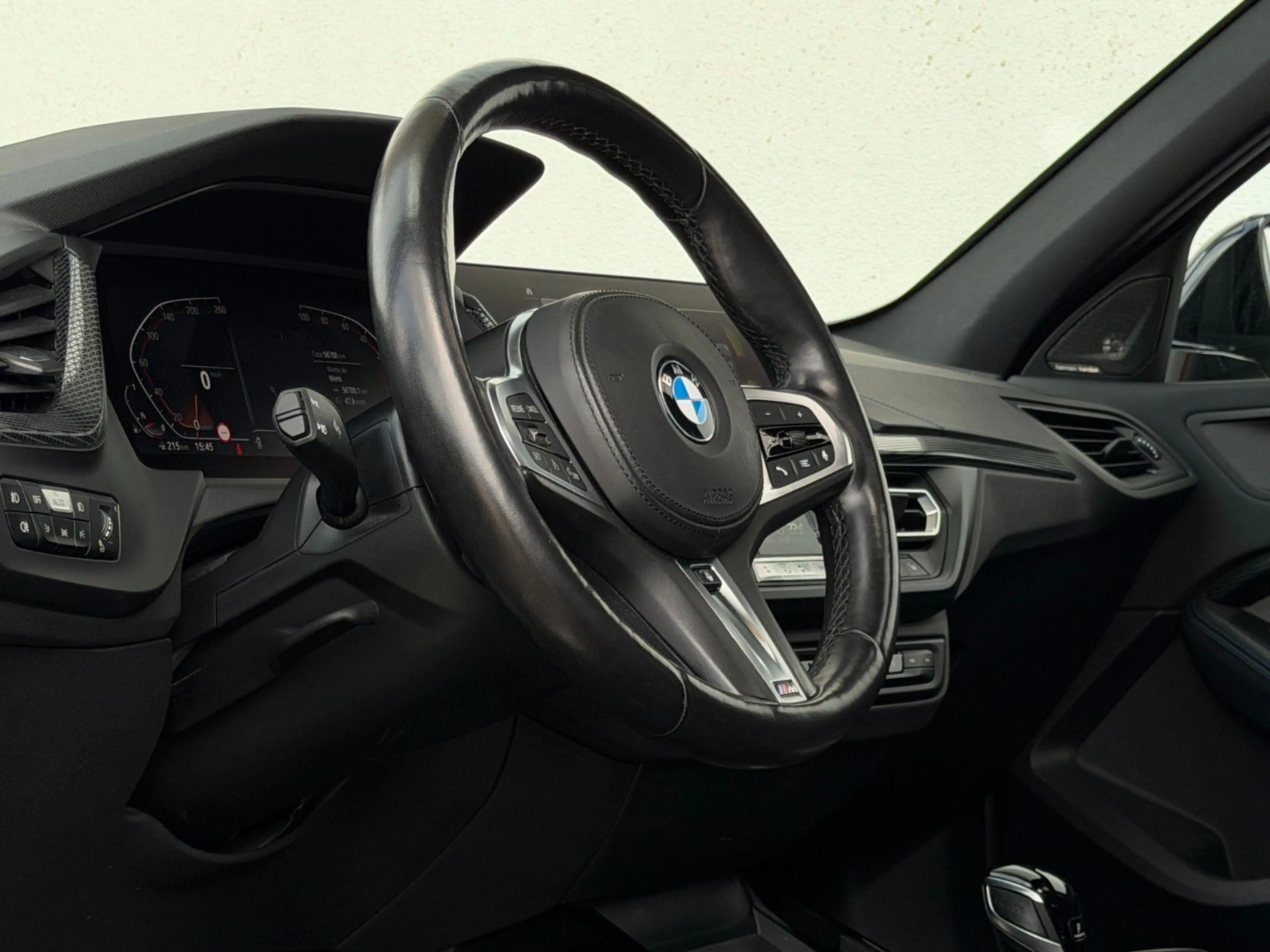 BMW 120 i M Sport PANO*KAMERA*H/K*M HECKSPOILER* — photo 7