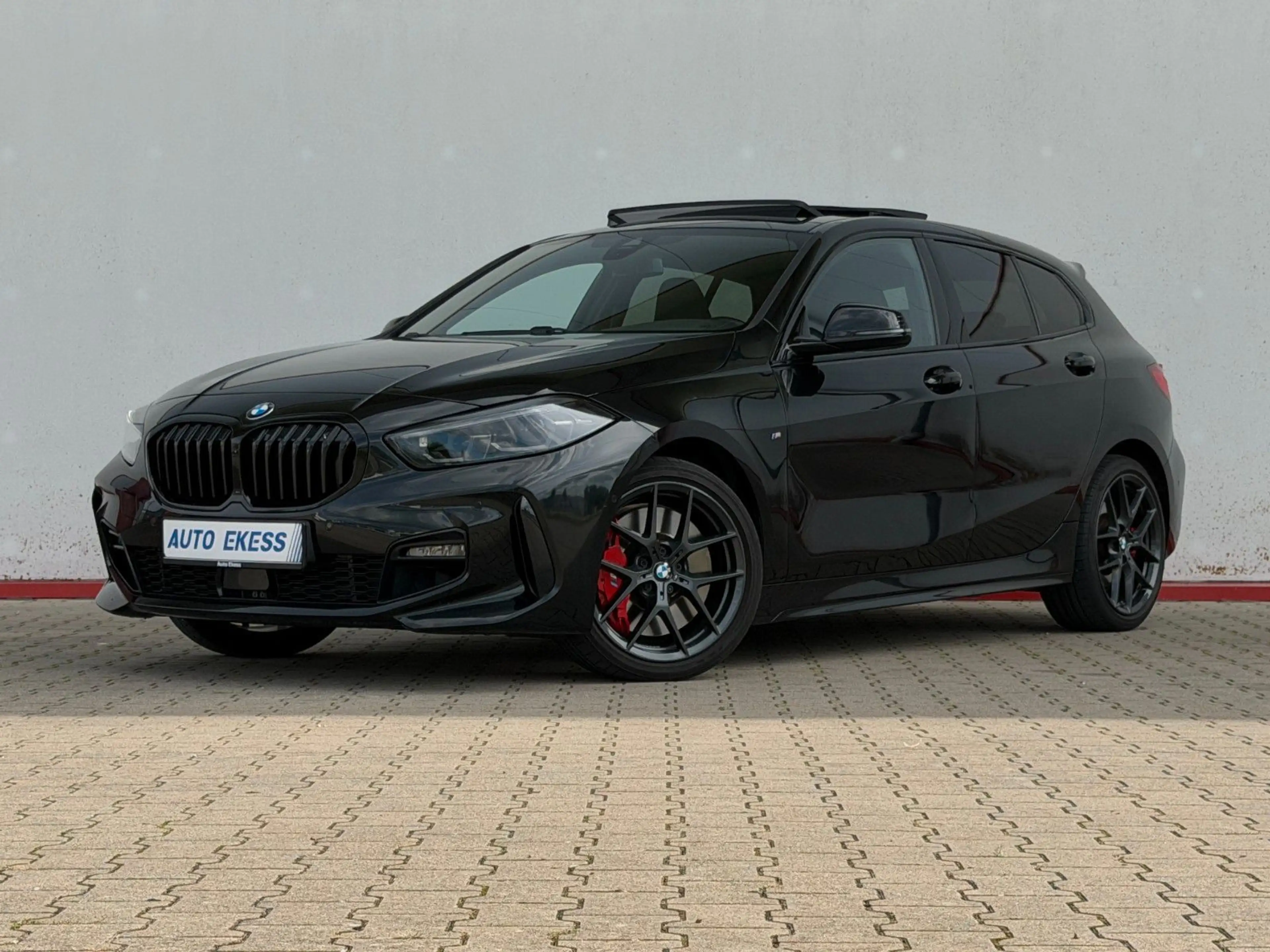 BMW 120 i M Sport PANO*KAMERA*H/K*M HECKSPOILER* — photo 3