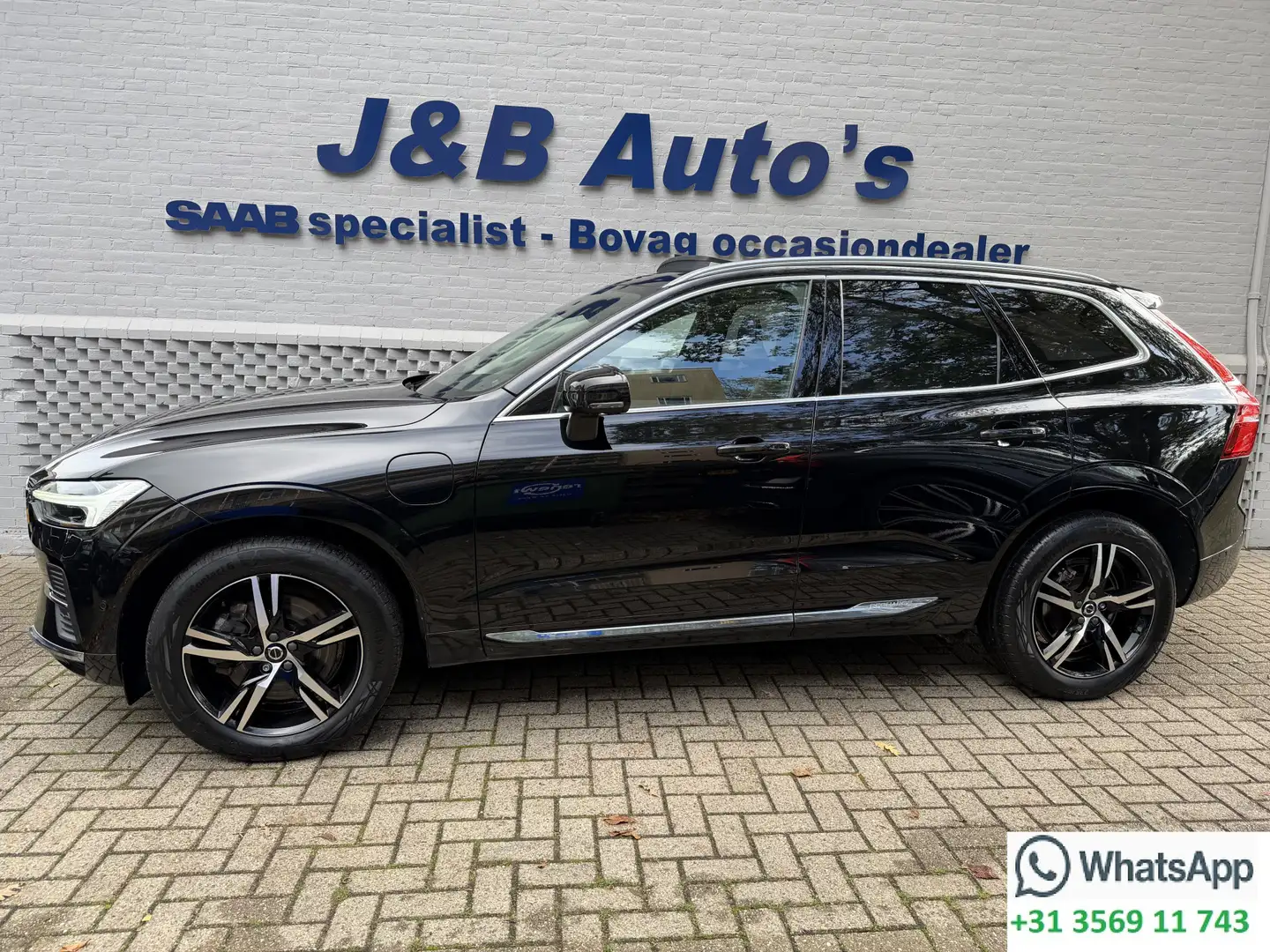Volvo XC60 2.0 T6 Plug-in hybrid AWD Plus Bright Longe Range Zwart - 1
