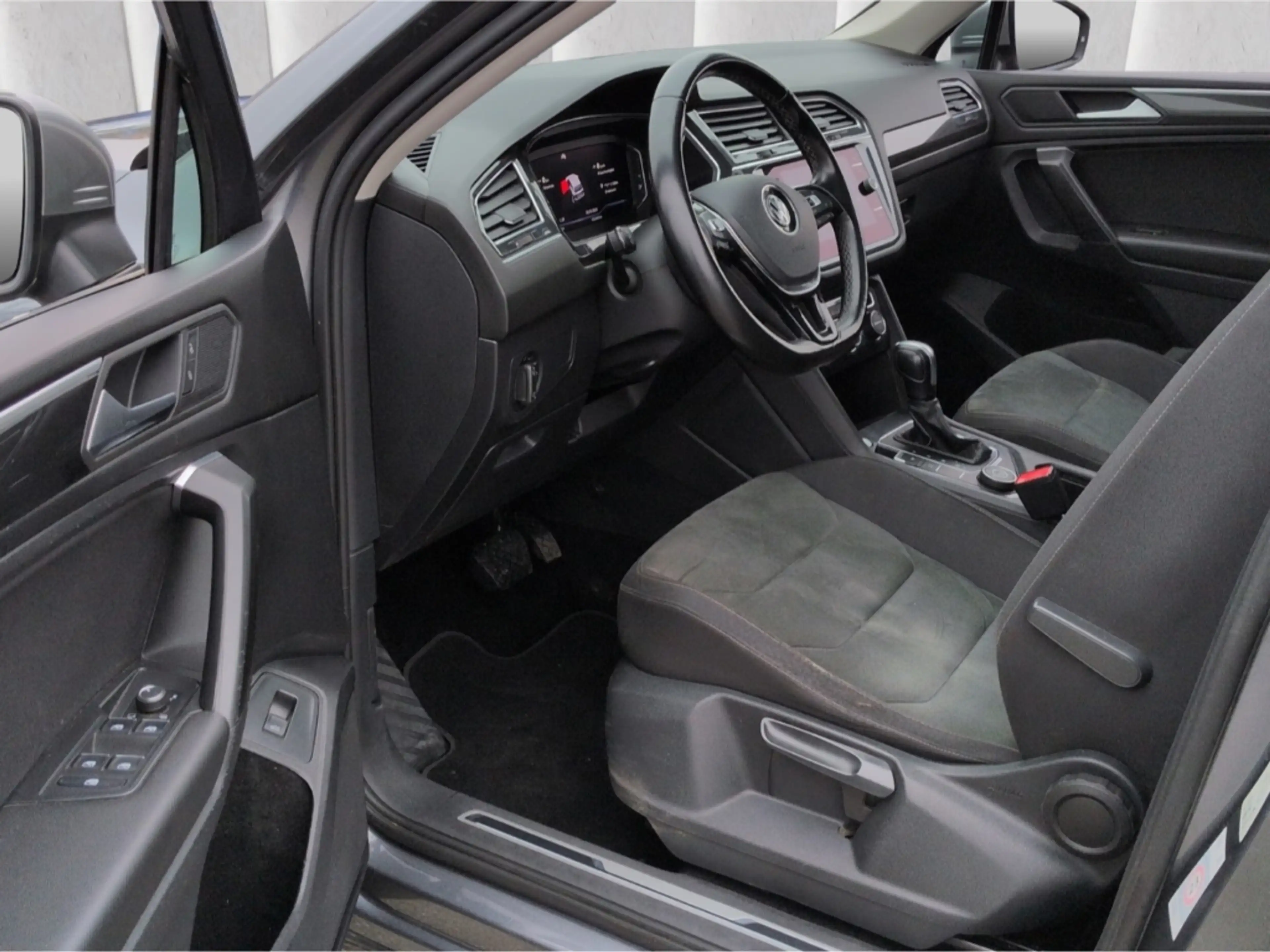 Volkswagen Tiguan Allspace Highline 4Mot TDI*AHK Panodach — photo 4