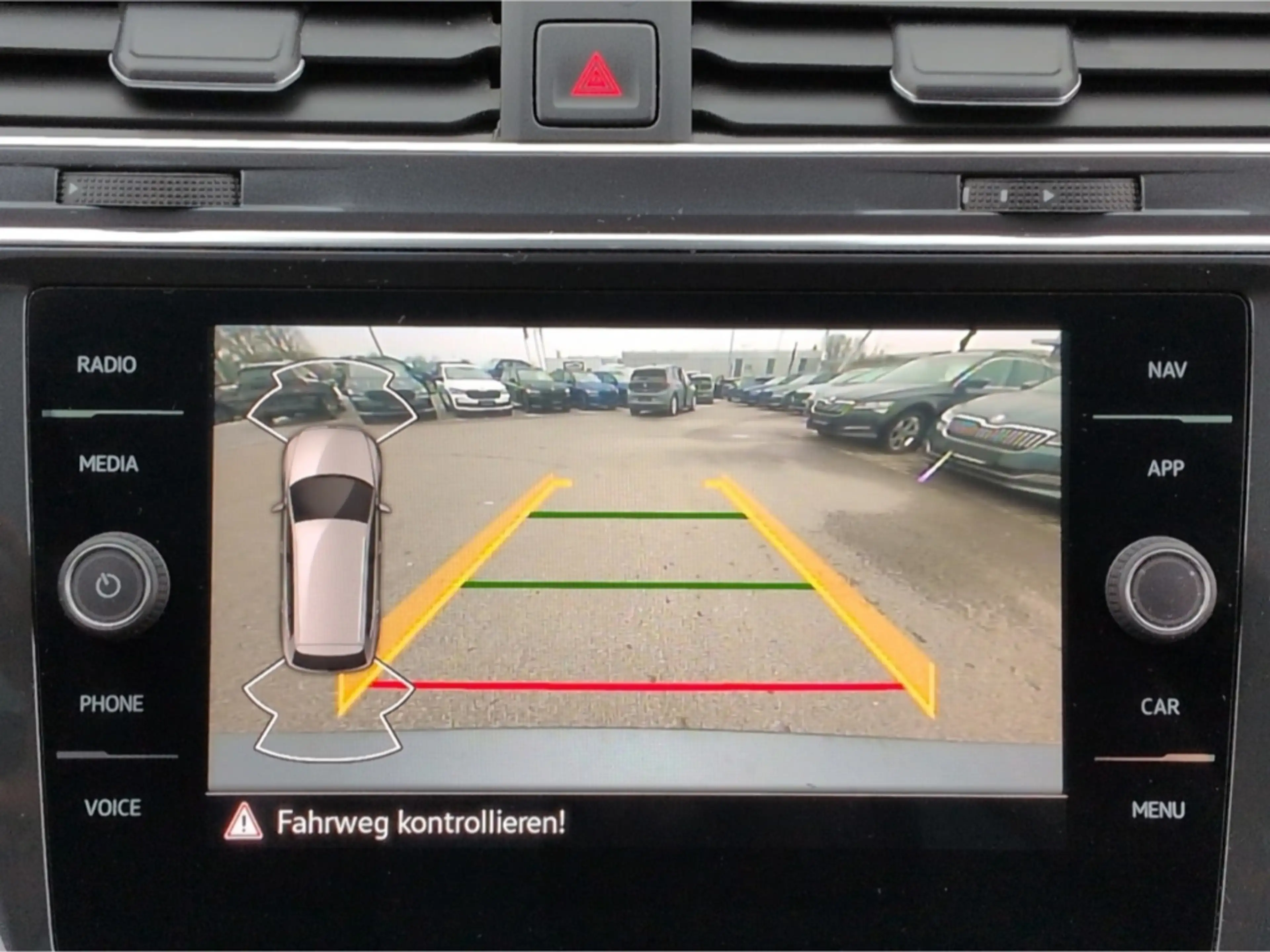 Volkswagen Tiguan Allspace Highline 4Mot TDI*AHK Panodach — photo 11