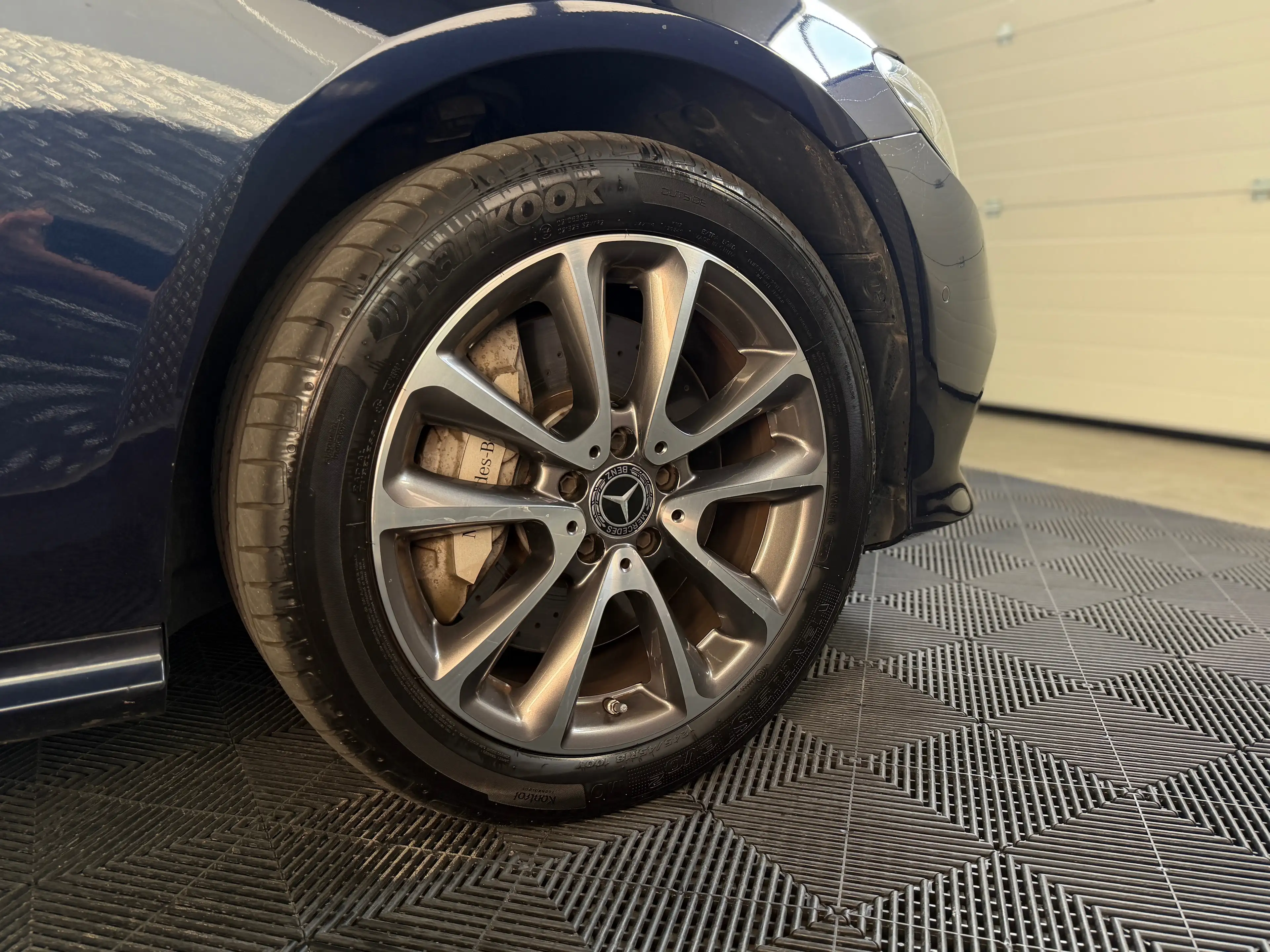 Mercedes-Benz E 350 d 4Matic MULTIBEAM-AHK-8XBEREIFT-AHK-SCHECKHEFT-2.HAND — photo 14