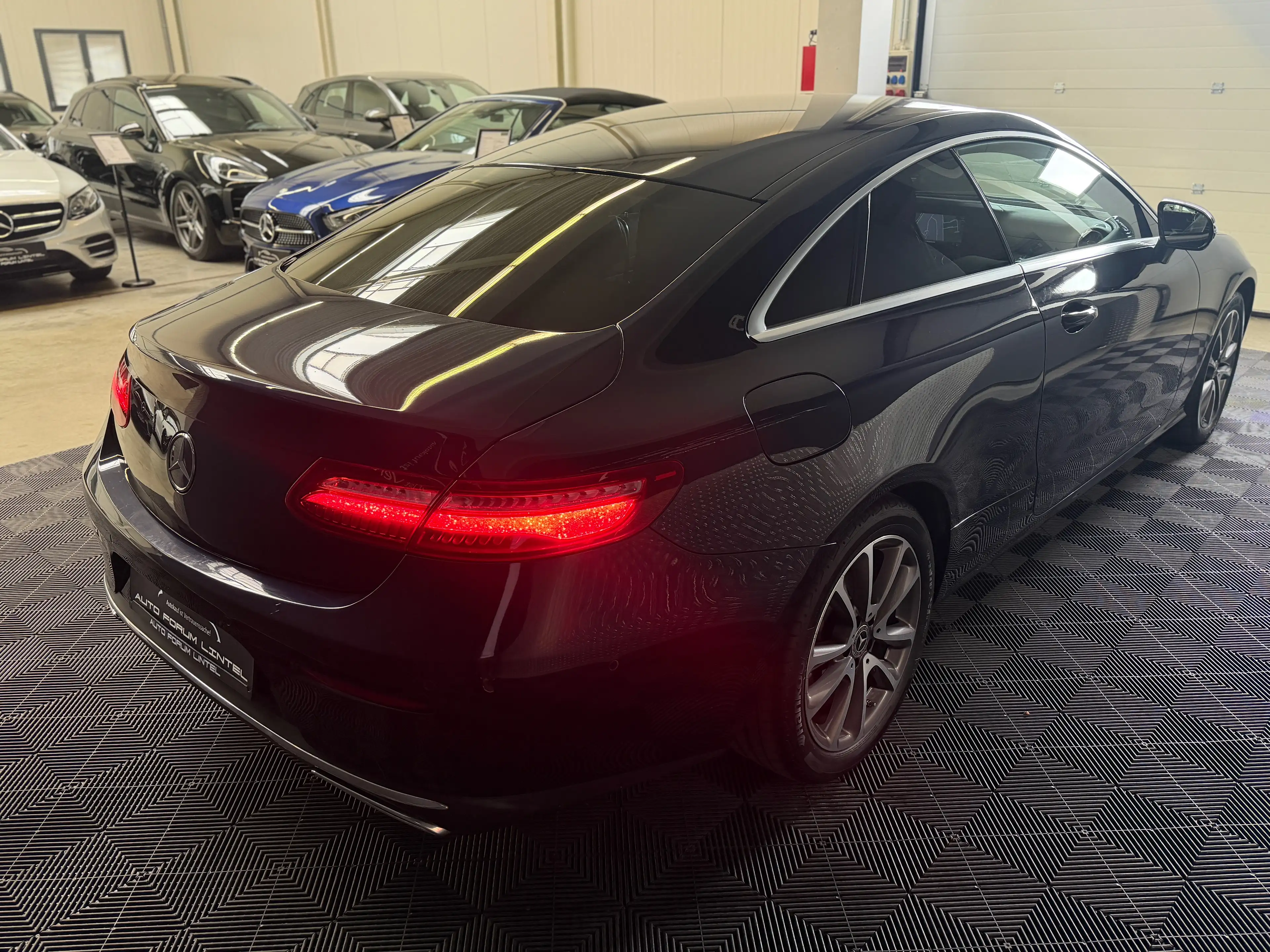 Mercedes-Benz E 350 d 4Matic MULTIBEAM-AHK-8XBEREIFT-AHK-SCHECKHEFT-2.HAND — photo 6