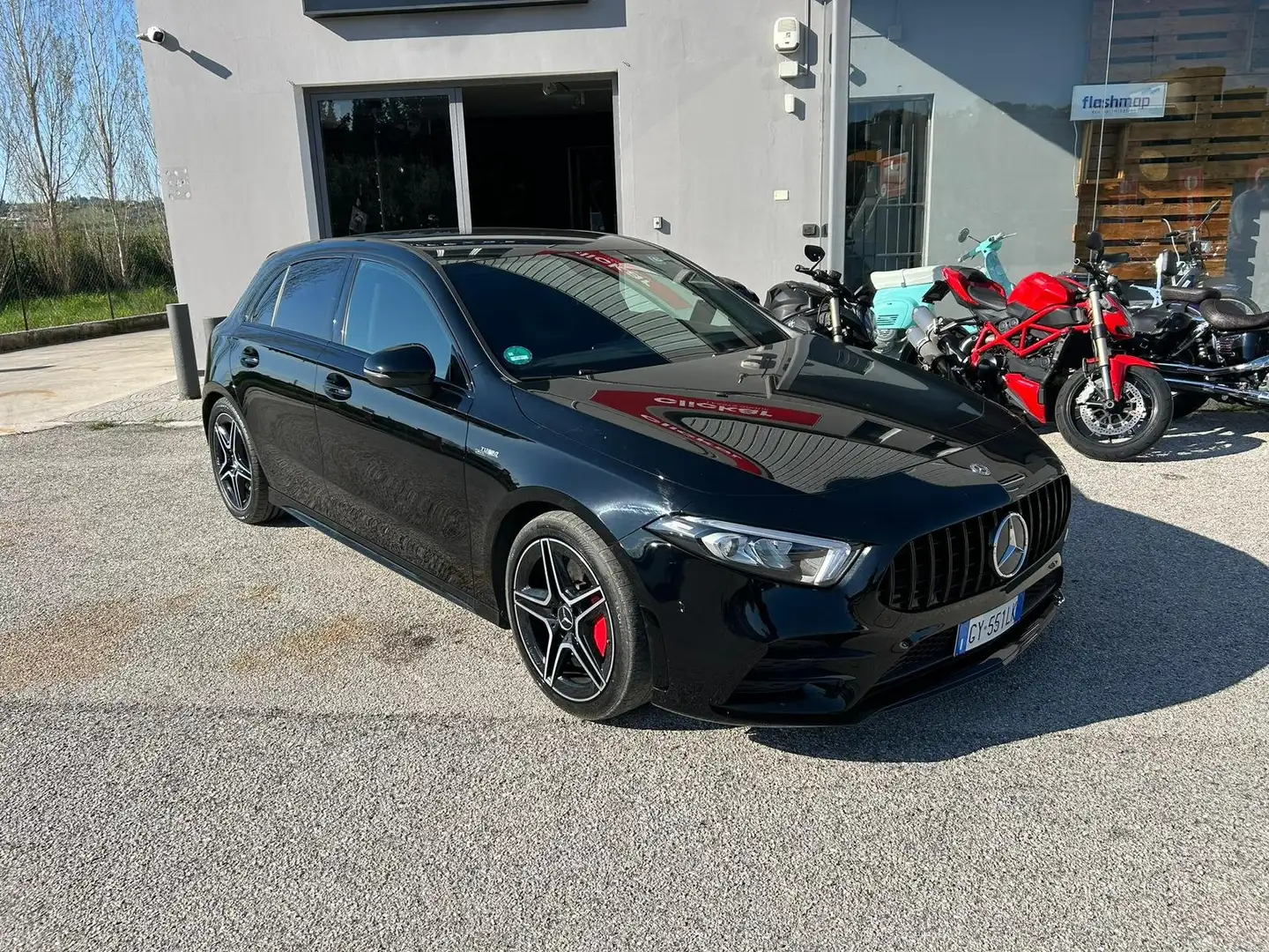 Mercedes-Benz A 35 AMG A AMG 35 4matic auto Noir - 2