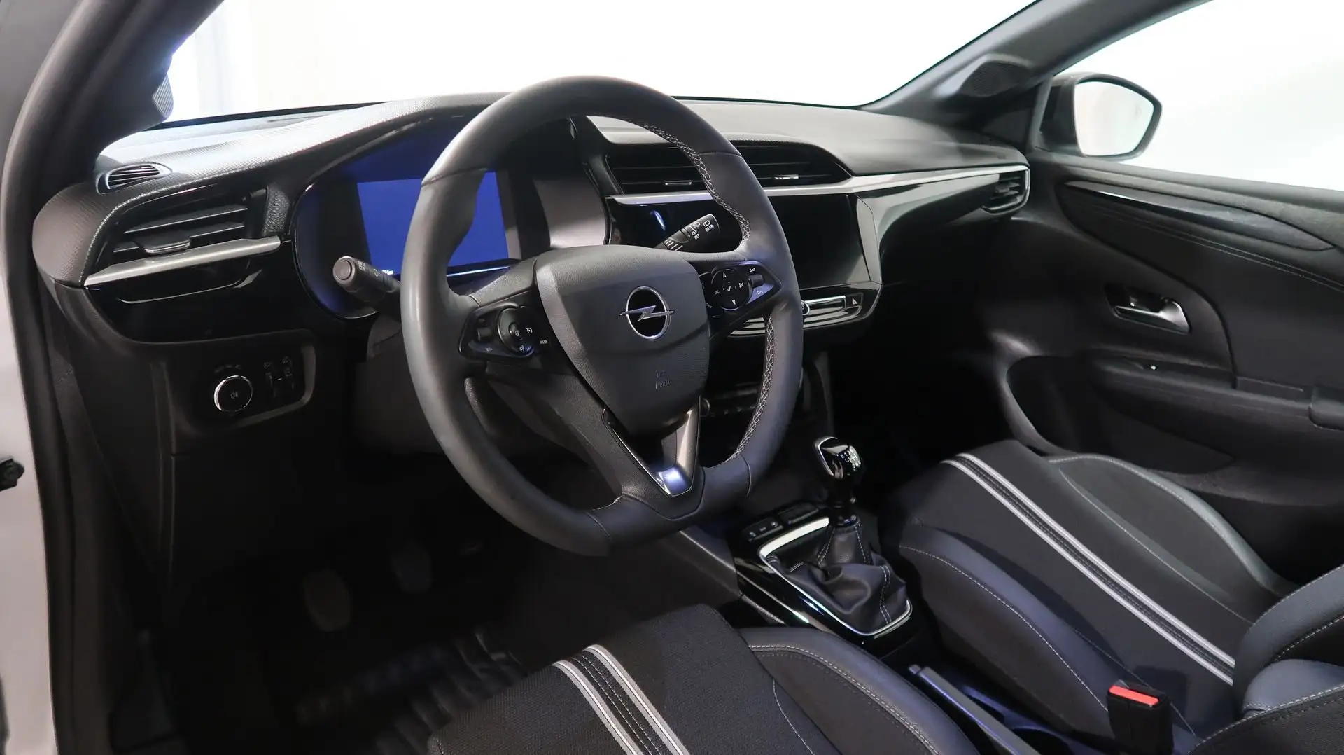 Opel Corsa Corsa 1.2 100 CV GS #CARPLAY#RETRO CAMERA# Plateado - 2