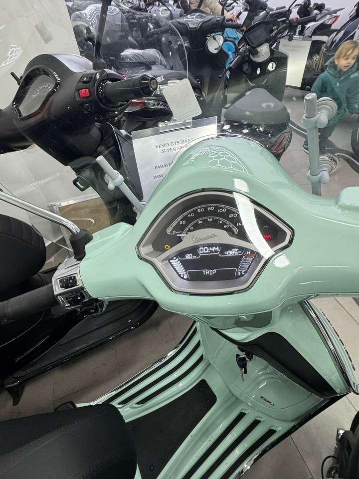 Vespa Primavera 125