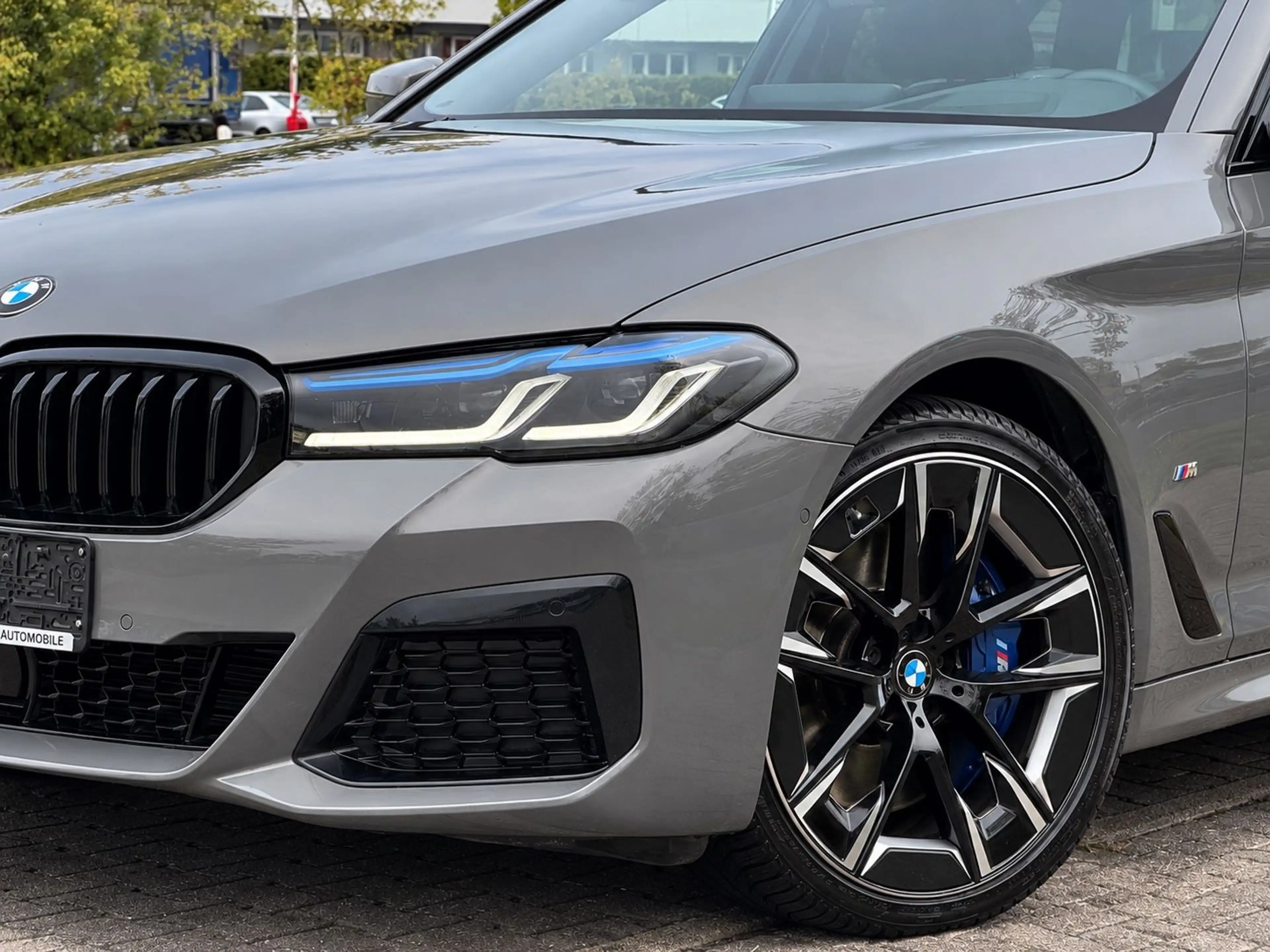 BMW 540 i T xDrive M Sport INDIVIDUAL *ABSOLUT VOLL* — photo 9