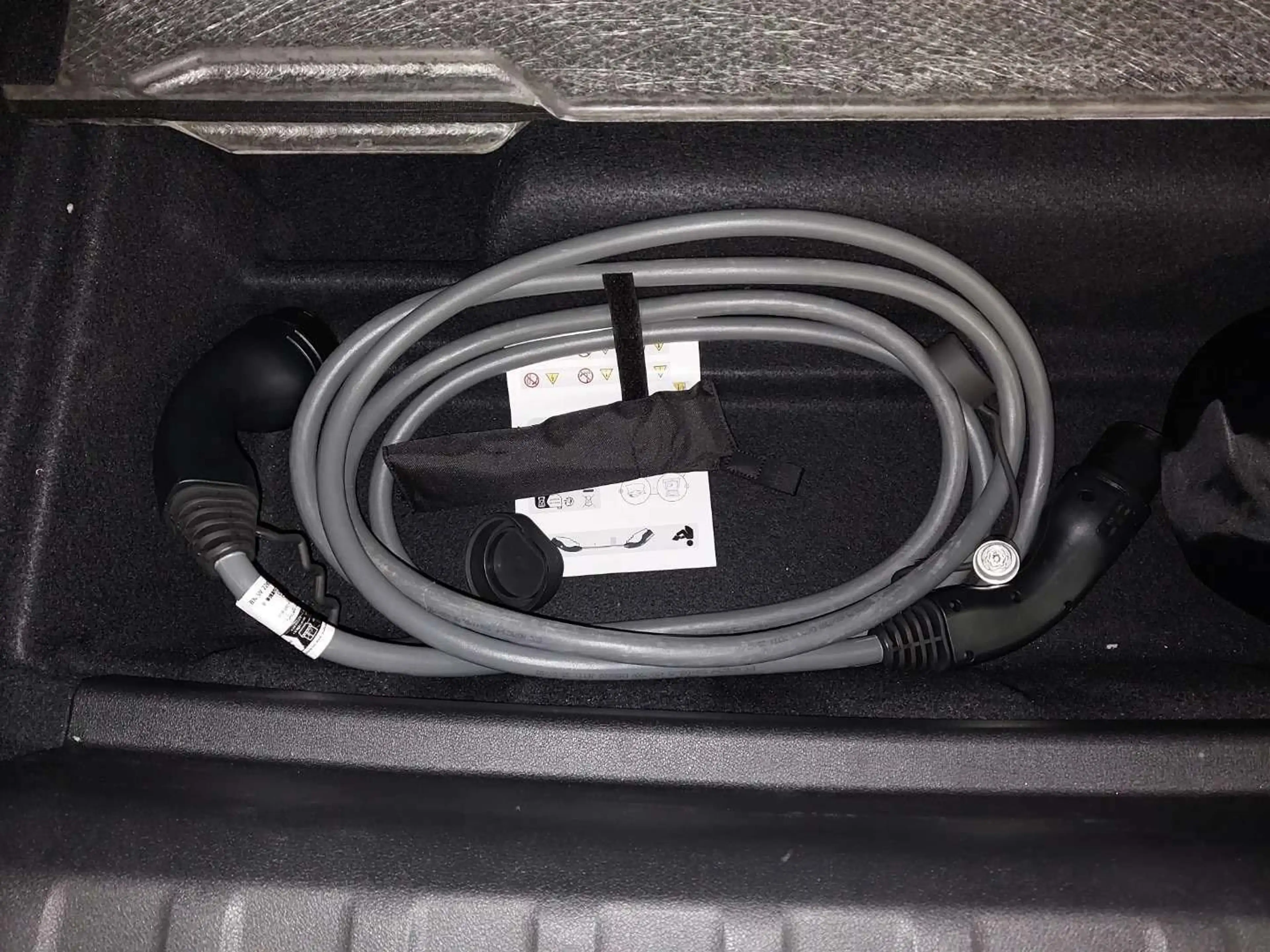 BMW iX2 xDrive30 |Aktivsitz |M Sportpaket |19 " LMR — photo 8