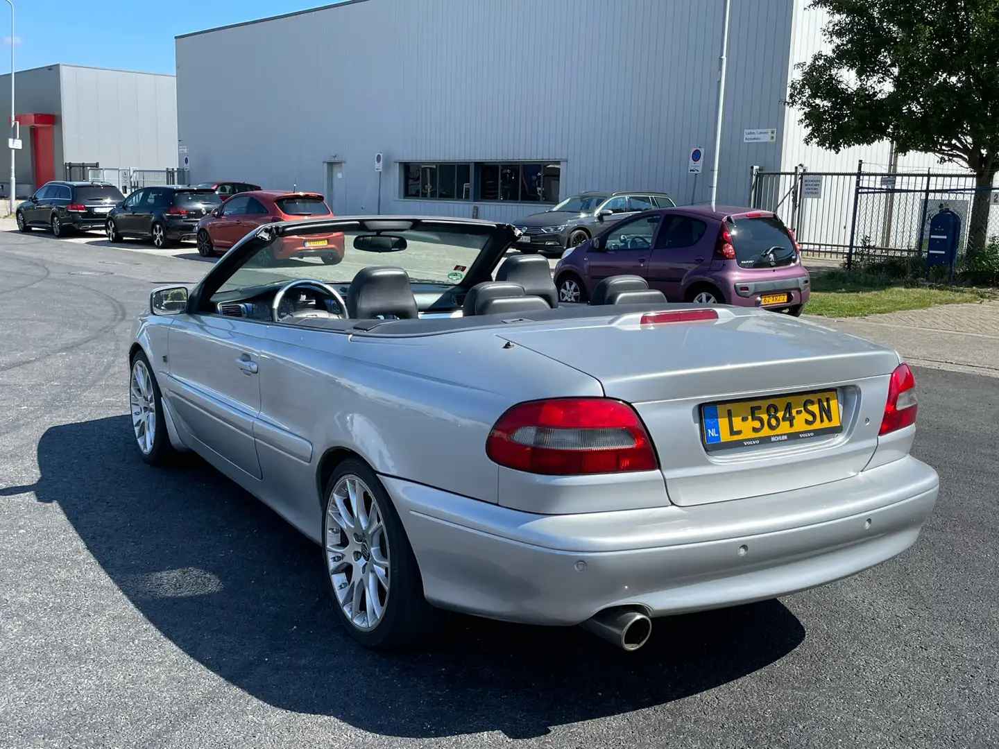 Volvo C70 2.4 T Luxury Gris - 2