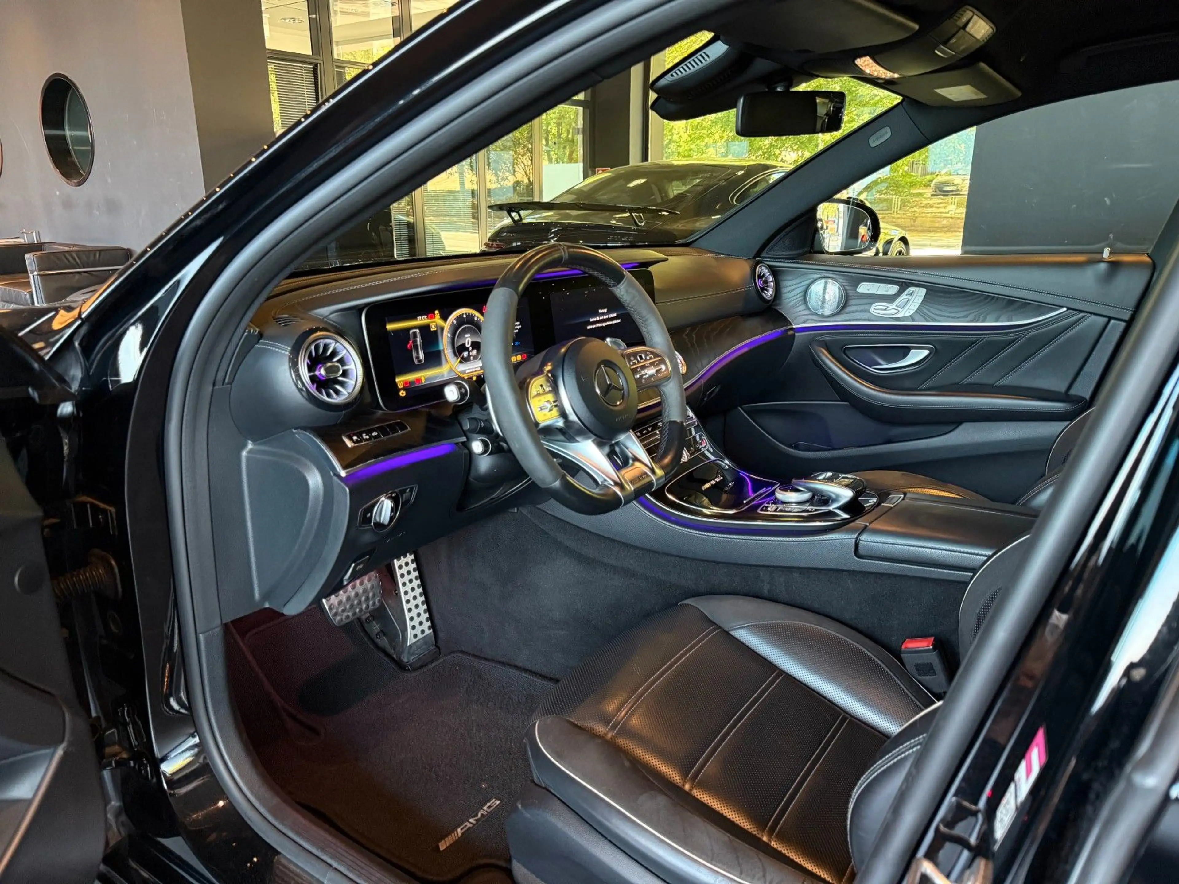 Mercedes-Benz E 63 AMG E 63 S AMG 4Matic+*Burmester*Kamera*Lift* — photo 12