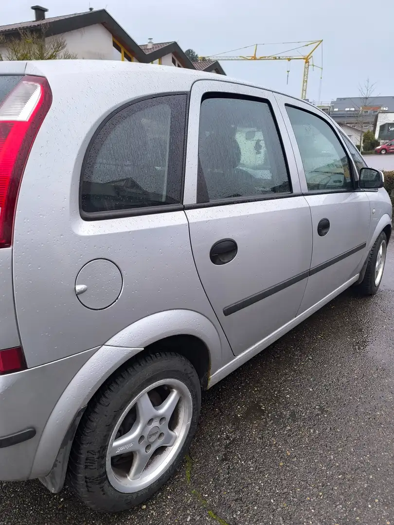 Opel Meriva 1.7 CDTI (Essentia) Silber - 2
