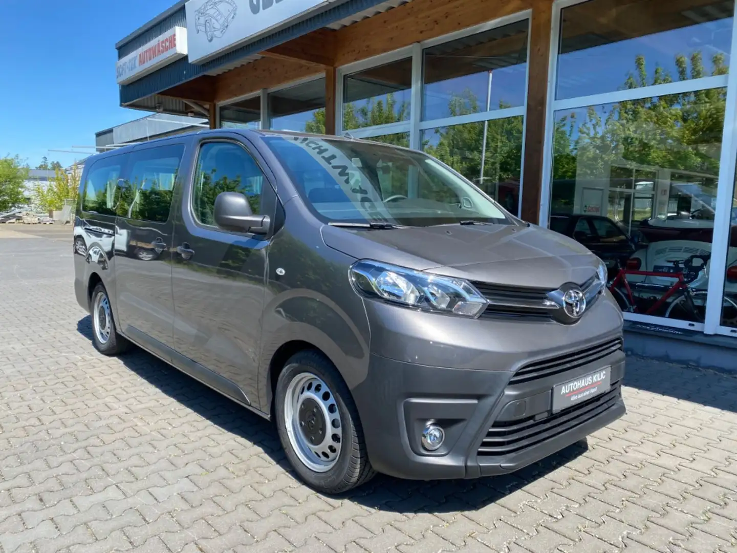 Toyota Proace L2 Kombi Comfort Behindertengerecht Rampe Grau - 2