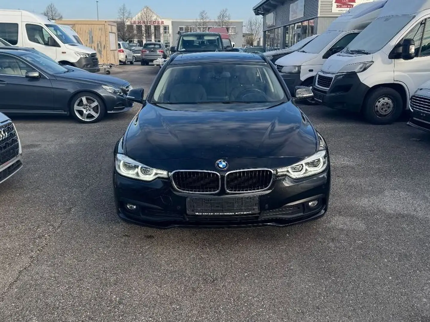 BMW 318 Sport Leder Top Schwarz - 2