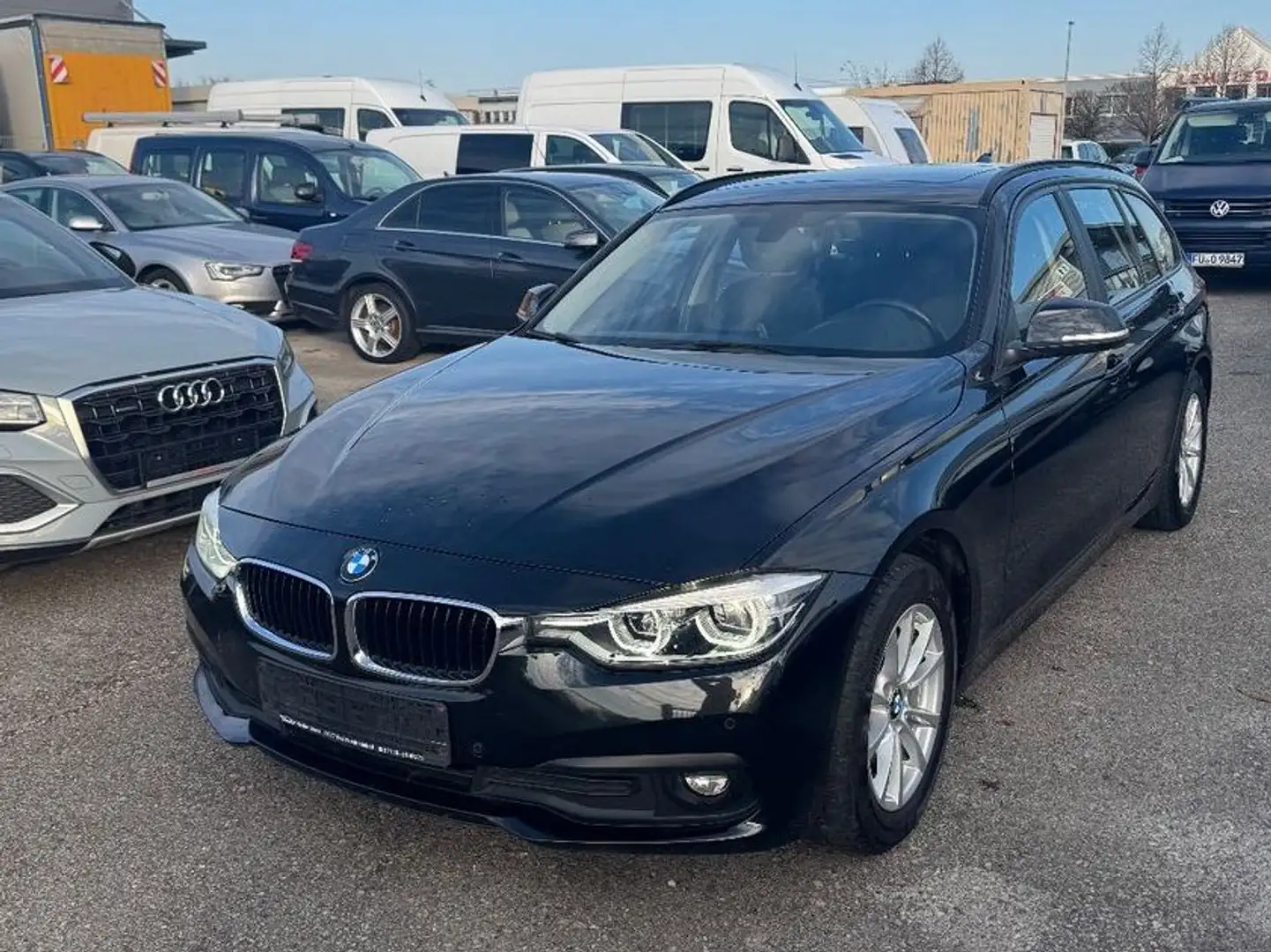 BMW 318 Sport Leder Top Schwarz - 1