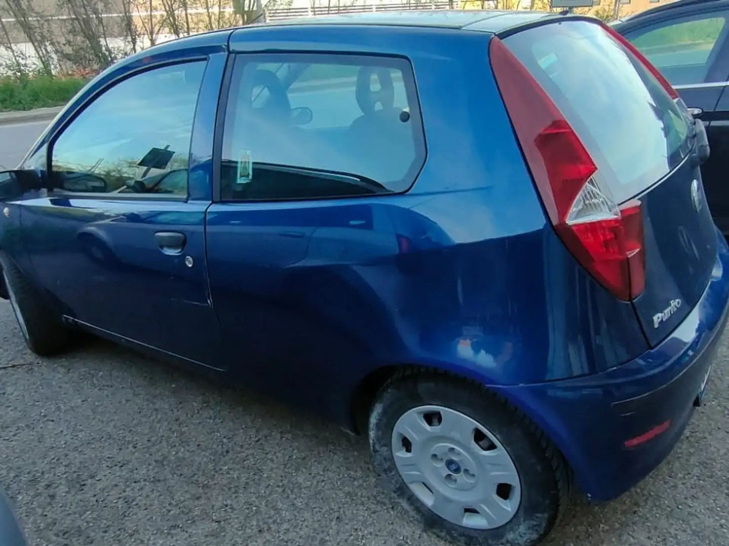 Fiat Punto Blu/Azzurro - 2