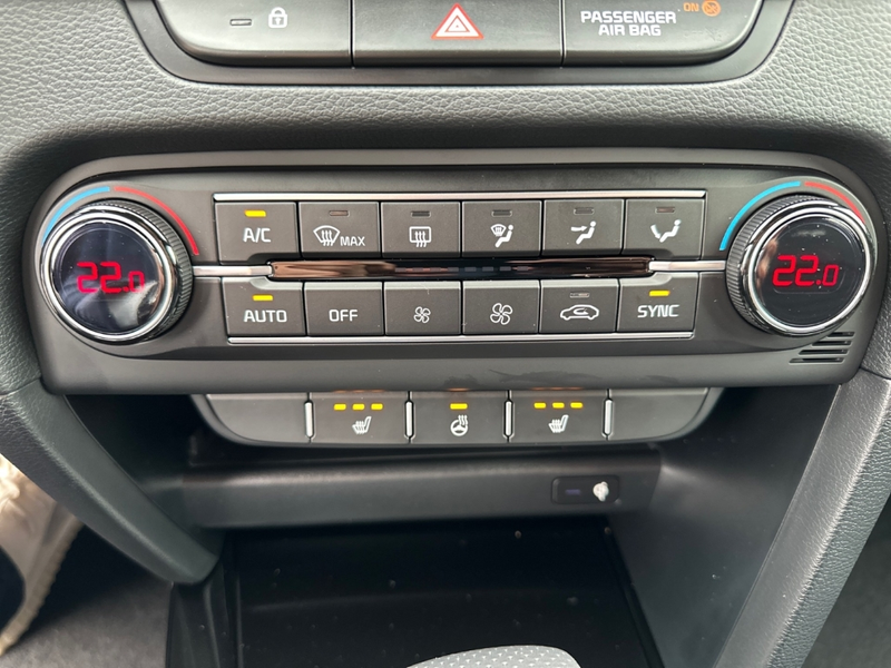 Kia Ceed SW / cee'd SW GT-Line 1.6 CRDi DCT Panodach Techno Sound Kamera — photo 15