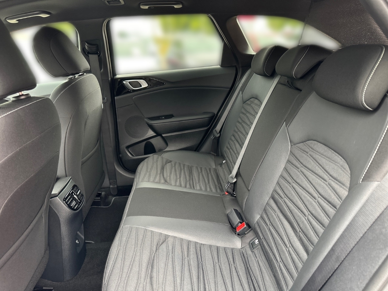 Kia Ceed SW / cee'd SW GT-Line 1.6 CRDi DCT Panodach Techno Sound Kamera — photo 11