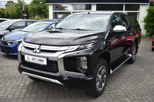 Mitsubishi L200 Doppelkabine Select 2.2 DI-D 4WD Automatik