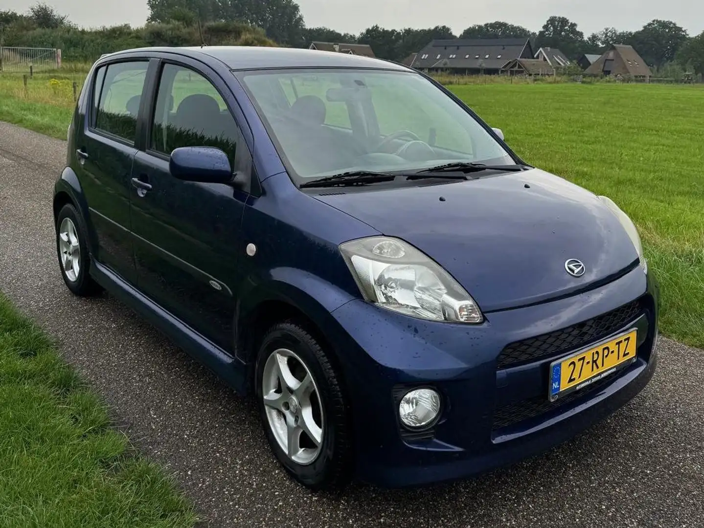Daihatsu Sirion Sirion 1.3-16V Comfort Albastru - 1