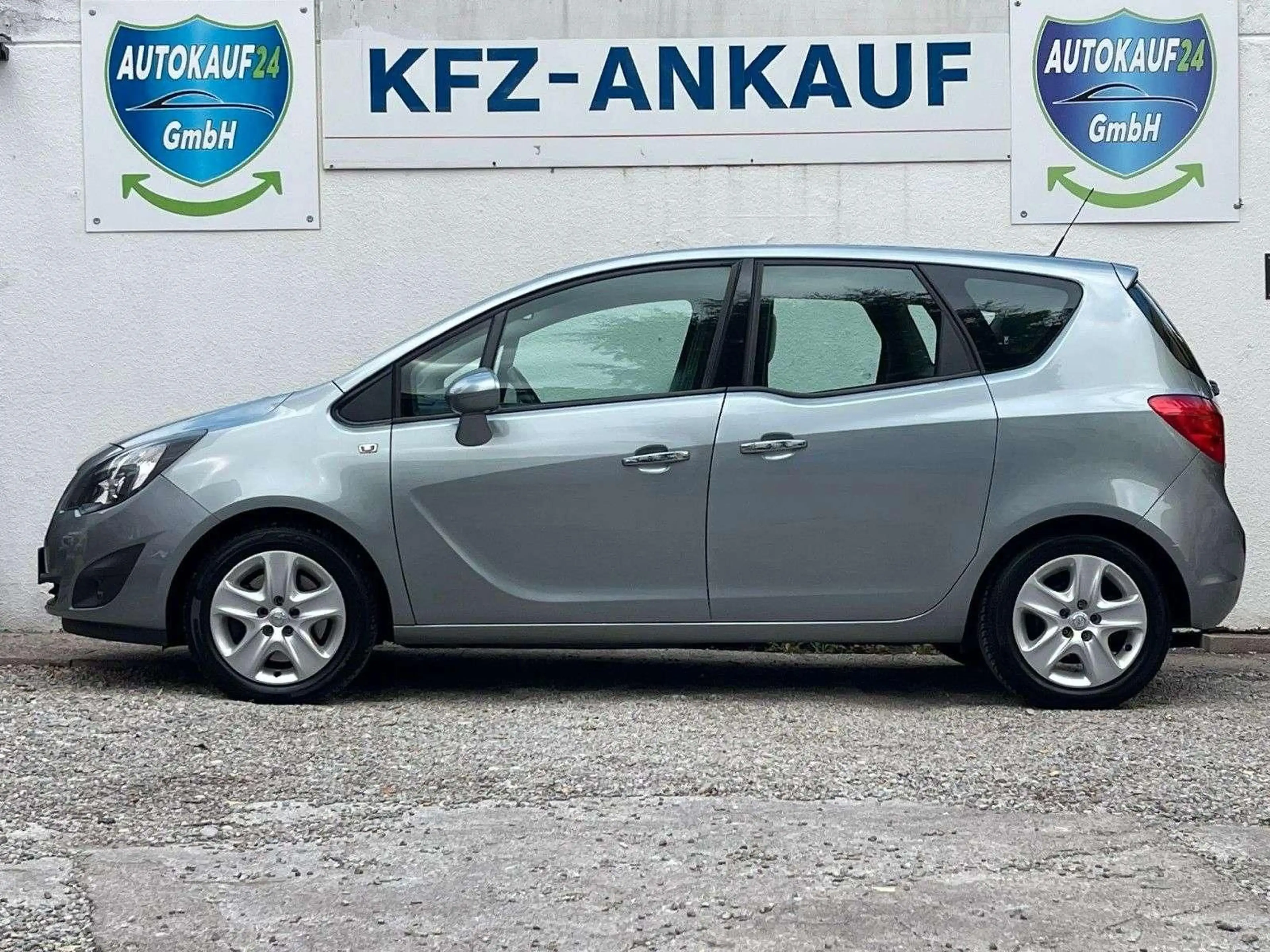 Opel Meriva B Innovation *PDC*SHZ*LHZ* AHK*1-Hand* — photo 6