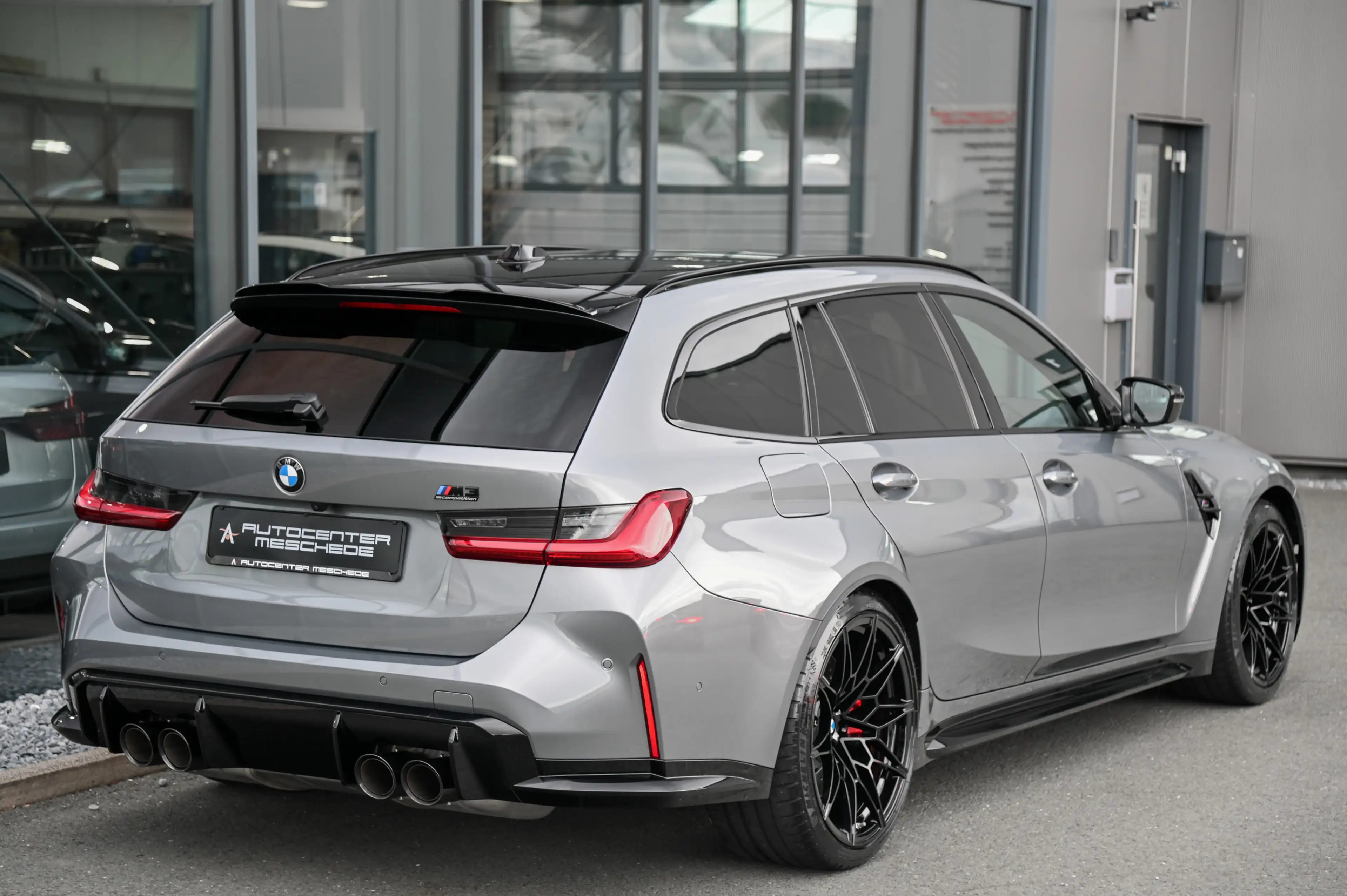 BMW M3 Touring xDrive Competition *M Drivers Package* — photo 4