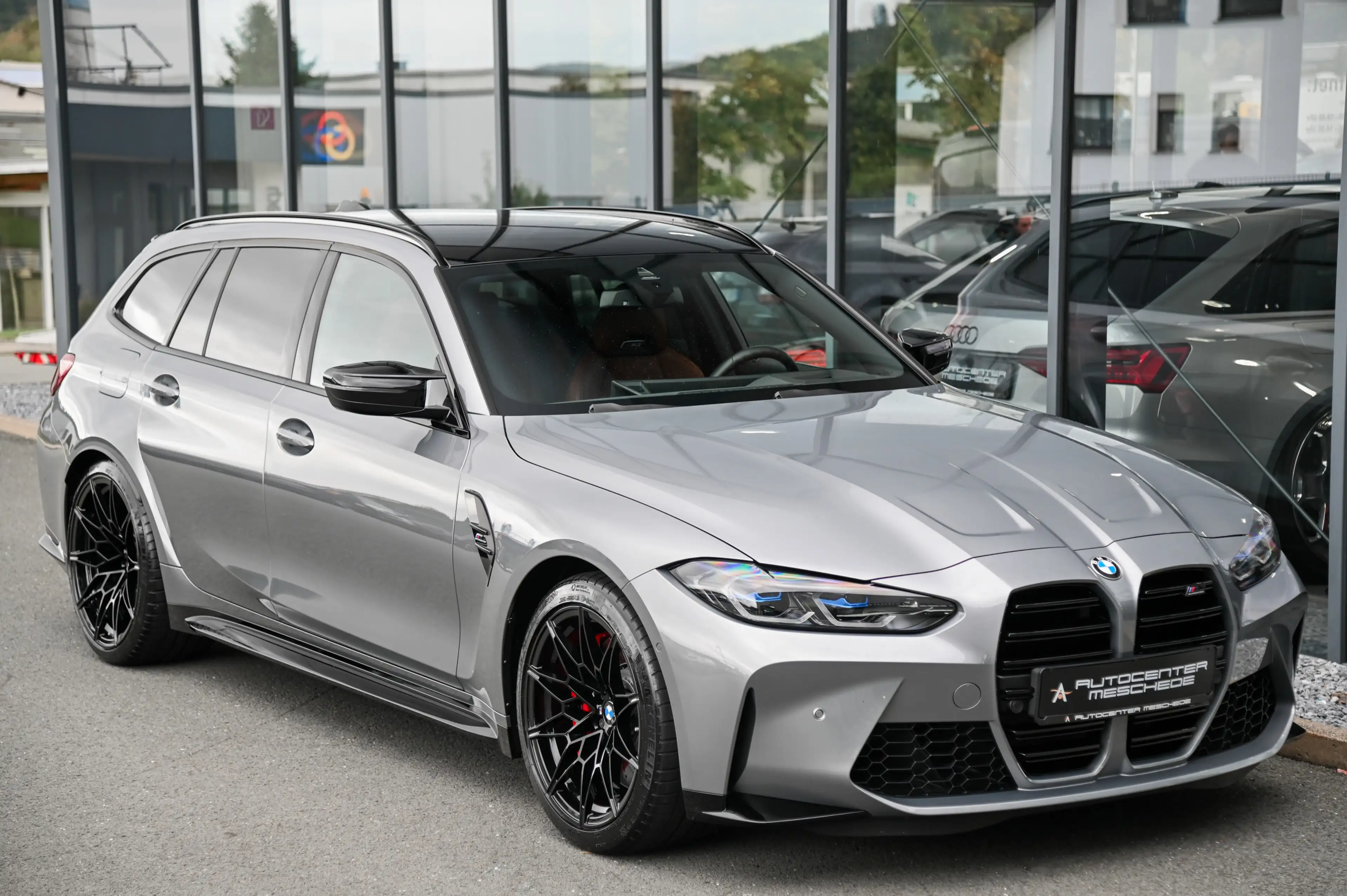 BMW M3 Touring xDrive Competition *M Drivers Package* — photo 3