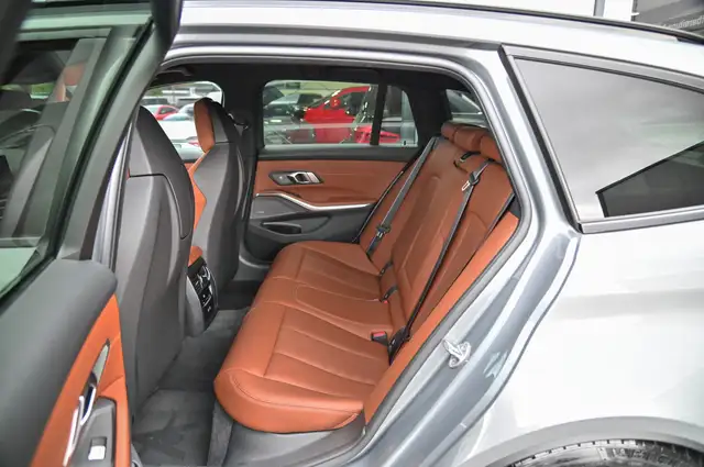 BMW M3 view 16