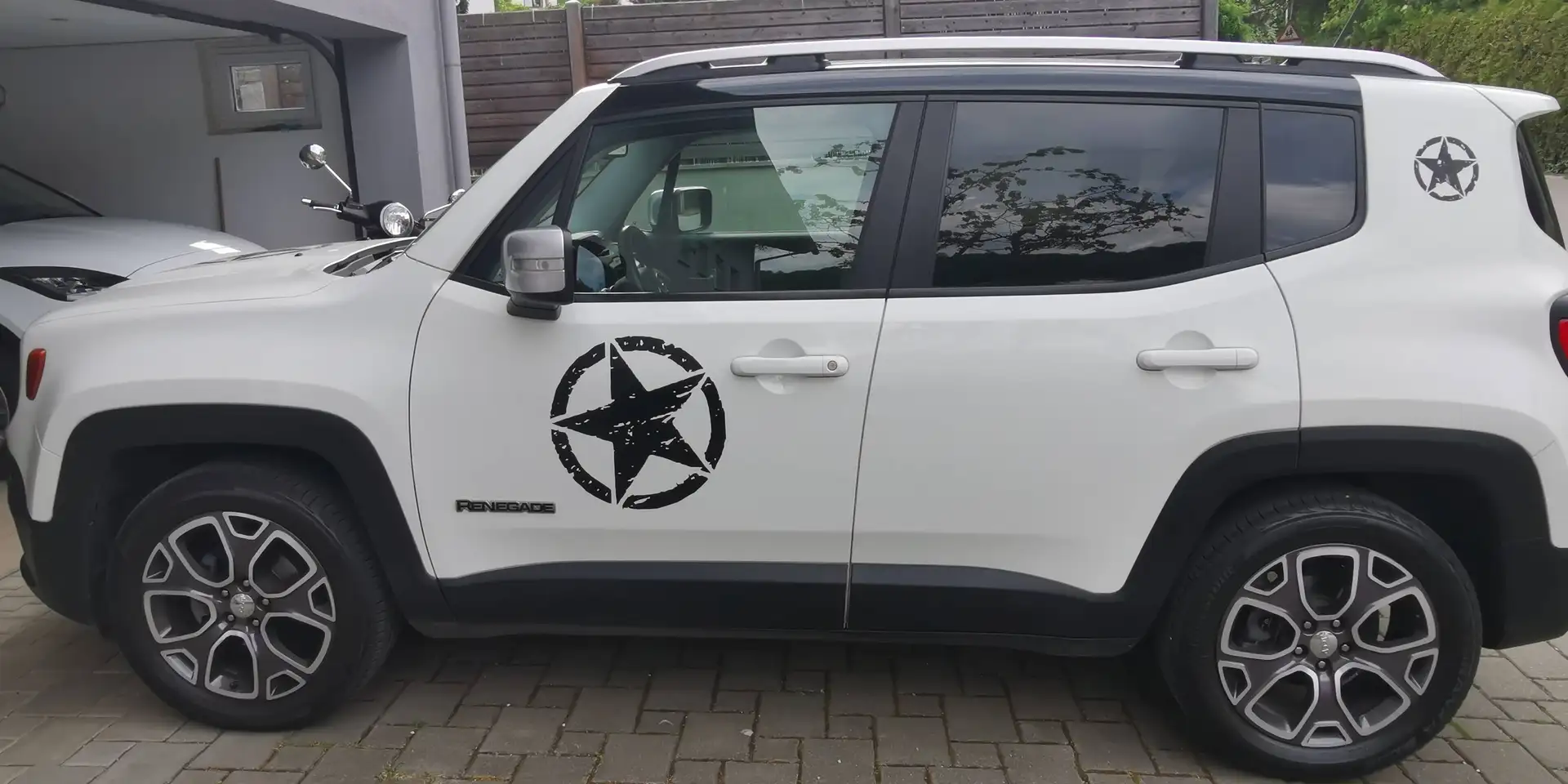 Jeep Renegade Renegade 1,6 MultiJet II 120 LimitedLimited Weiß - 2