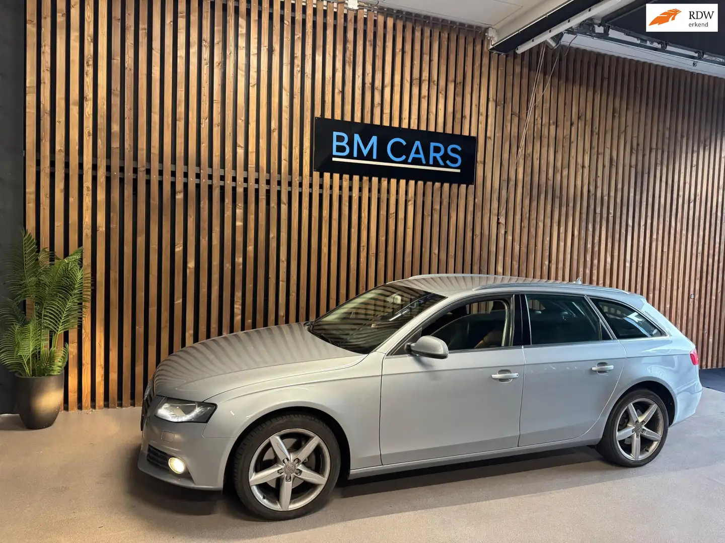 Audi A4 Avant 2.0 TFSI Pro Line S Xenon-LED,Trekhaak,Leder Grijs - 1