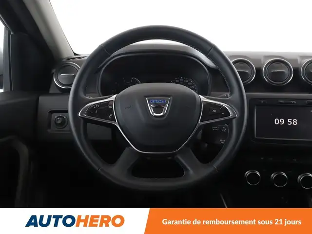 Dacia Duster view 17