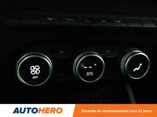 Dacia Duster view 23