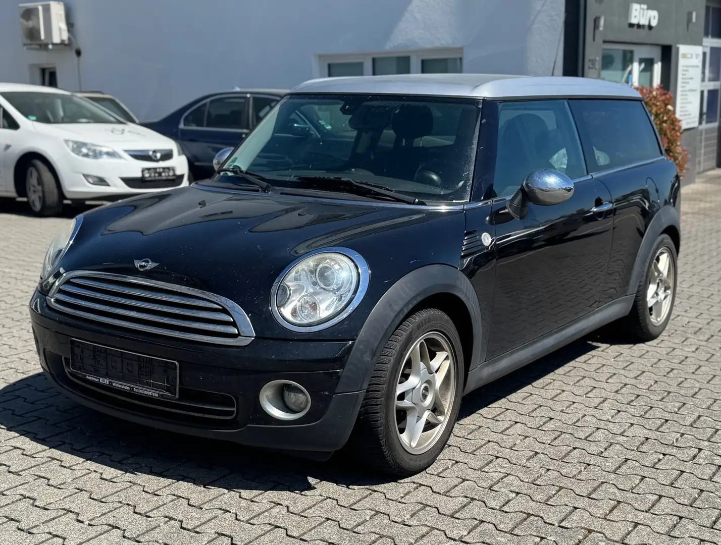 MINI Cooper Clubman 1.6 Benzin Negru - 1