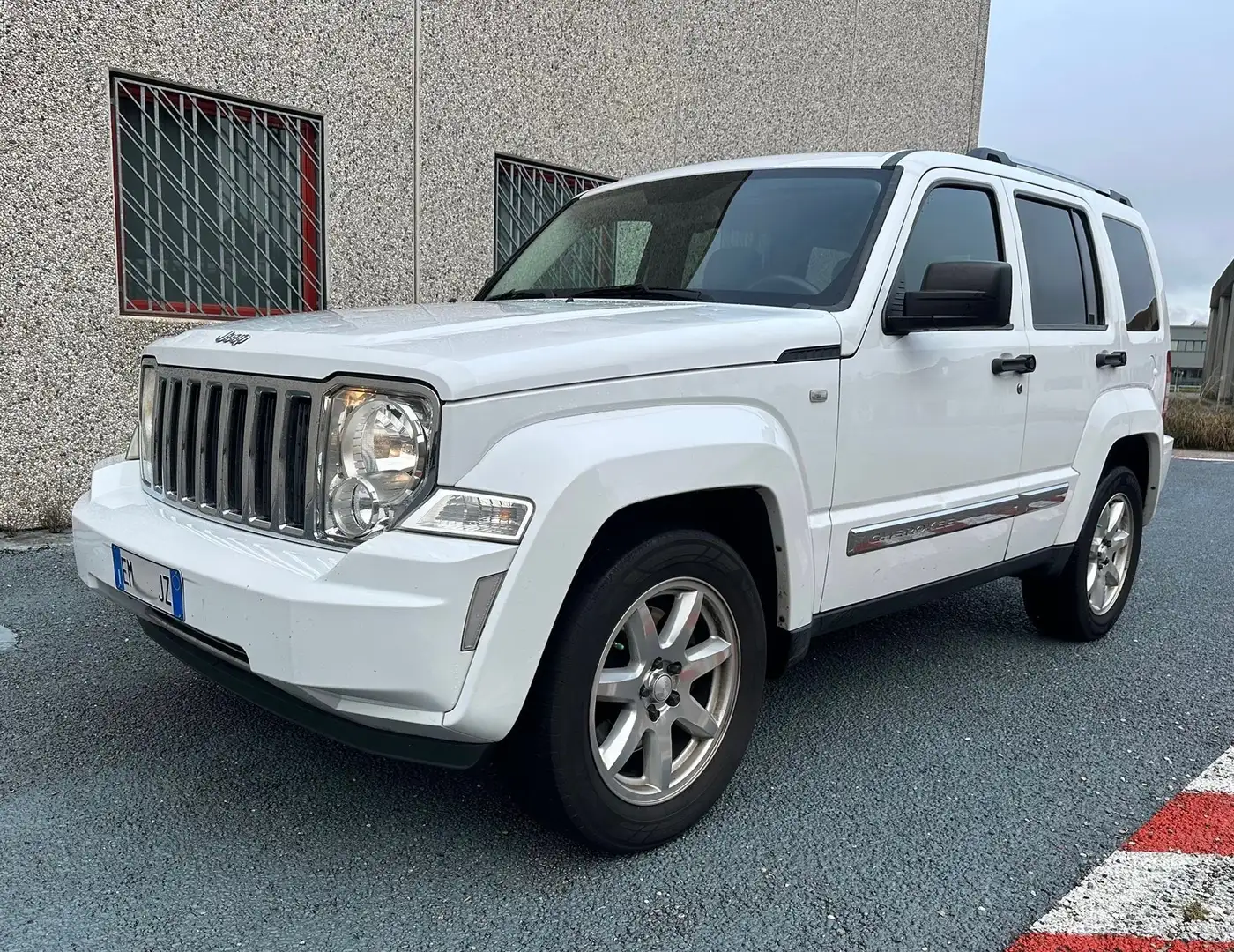 Jeep Cherokee Cherokee IV 2008 2.8 crd Limited my11 Bianco - 1