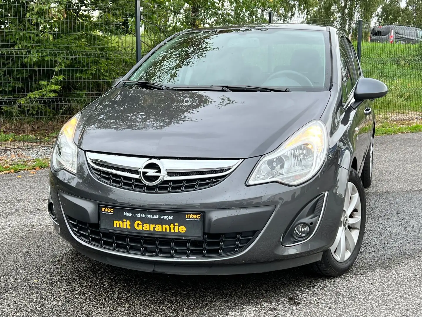 Opel Corsa D 150 Jahre Opel/nur 28.768km Original Grau - 2