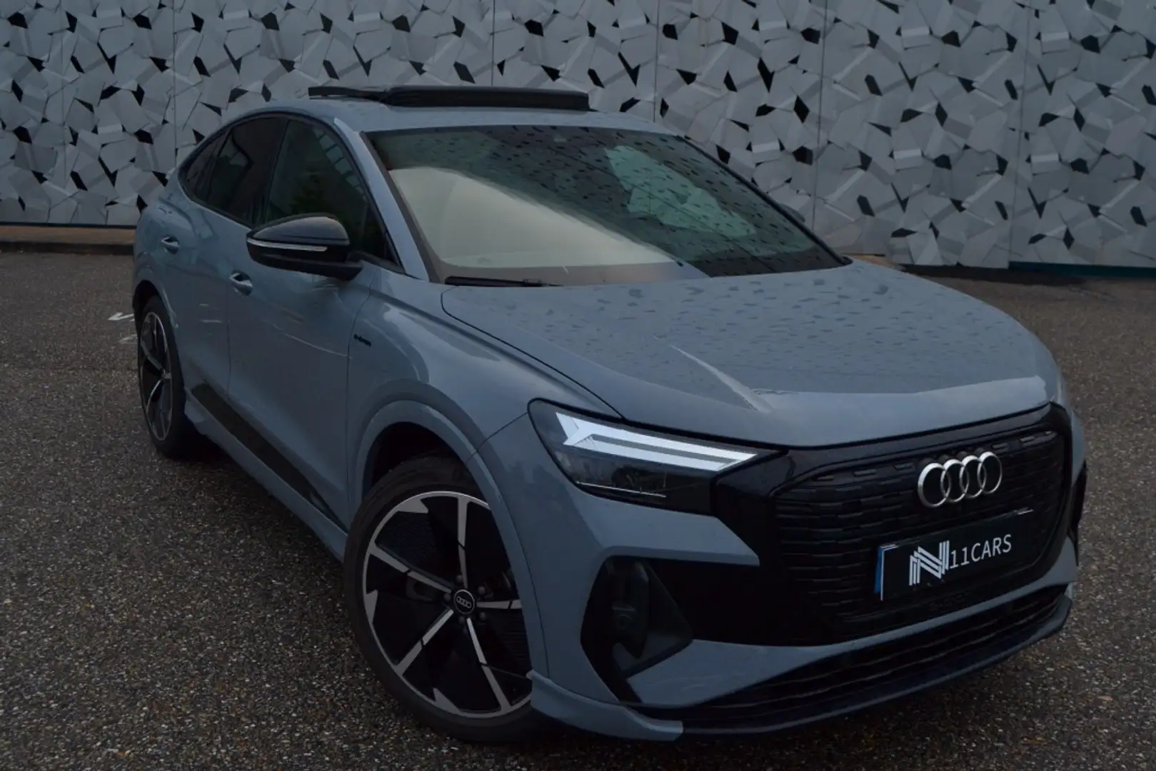 Audi Q4 e-tron Sportback 50 quattro S Line 82KWh Gris - 1