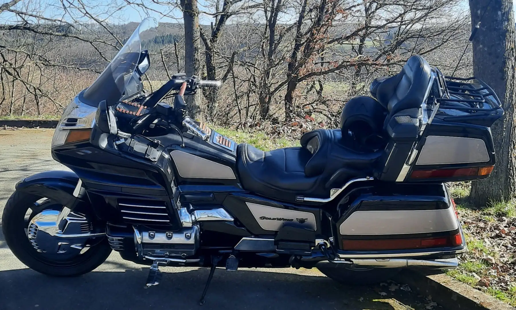 Honda GL 1500 Noir - 1