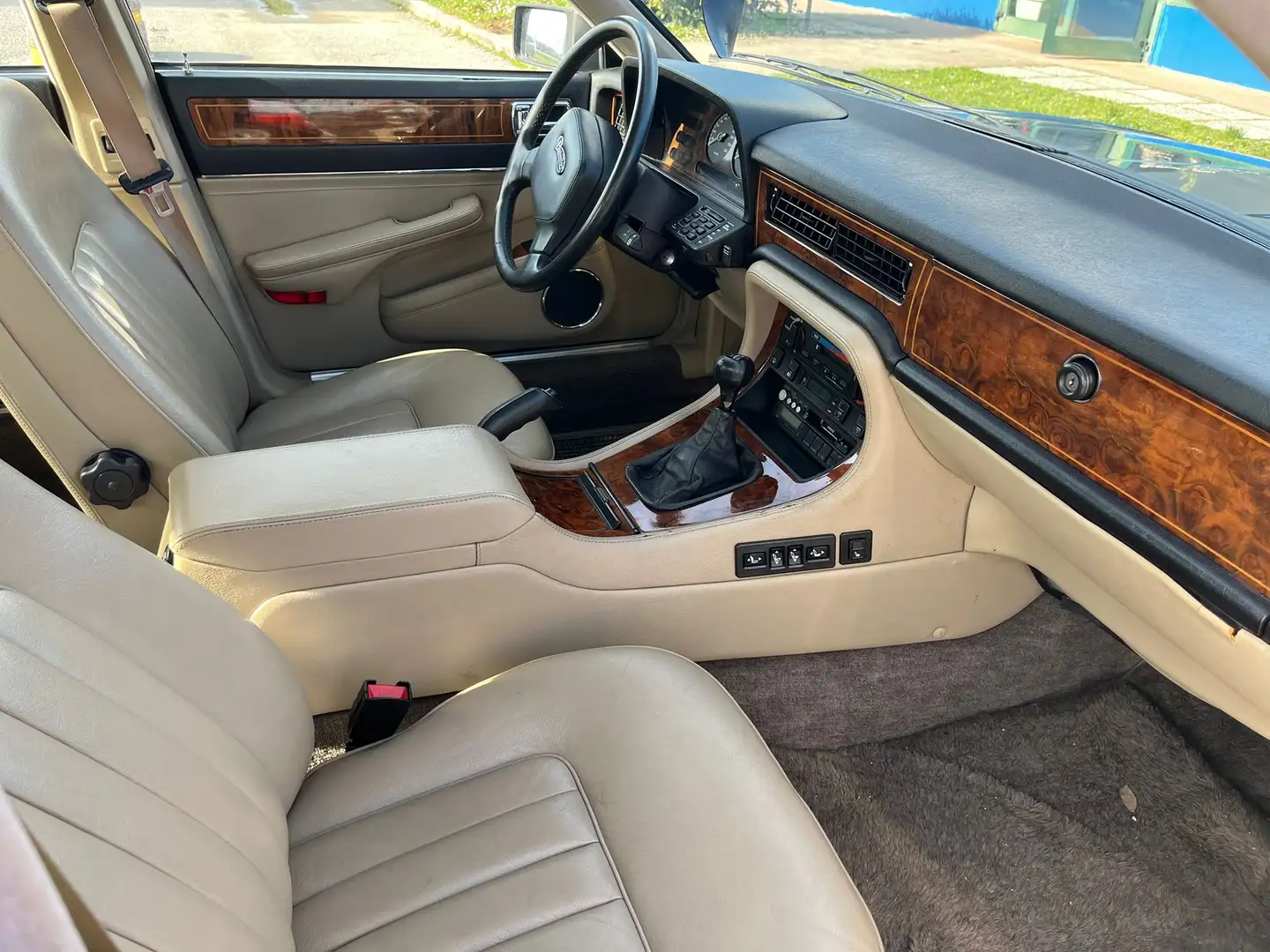 Daimler Sovereign XJ 40 Blau - 2