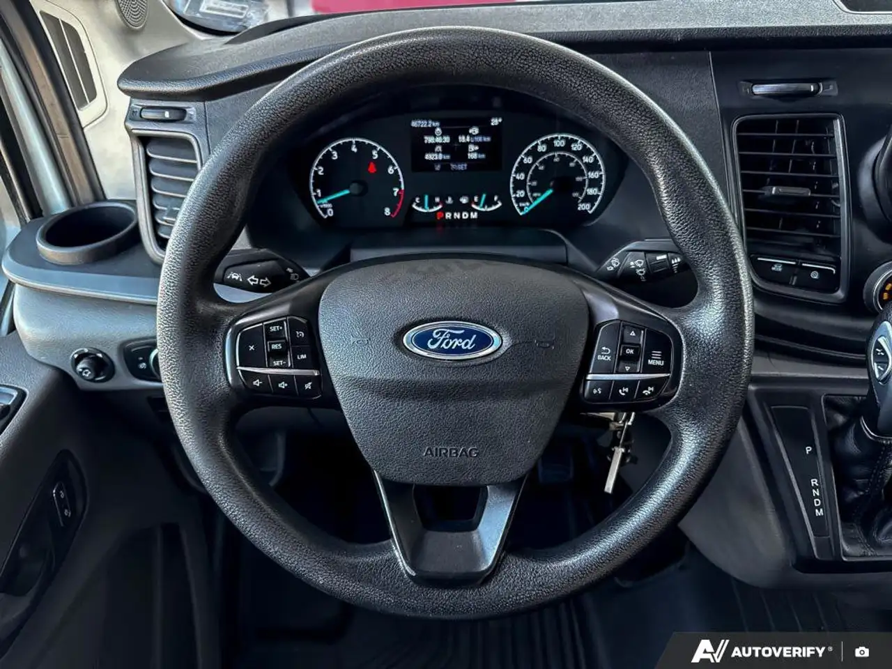 Ford Transit Cargo Van снимка Ford Transit Cargo Van
