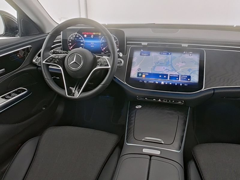 Mercedes-Benz E 200 T AVANTGARDE Advanced+ANHÄNGERKUPPLUNG+DIS — photo 5
