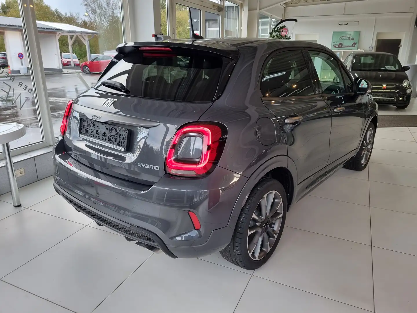 Fiat 500X SPORT 1.5 GSE Hybrid 96kW (130PS) n Grau - 2