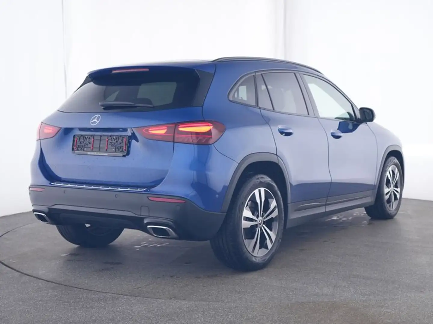Mercedes-Benz GLA 220 4M  4M Progressive Night 360 Multib. Totw. Blauw - 2