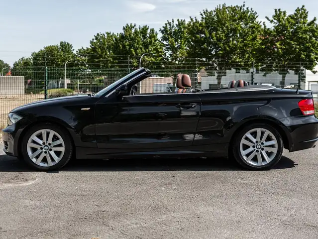 BMW 1 Series view 13