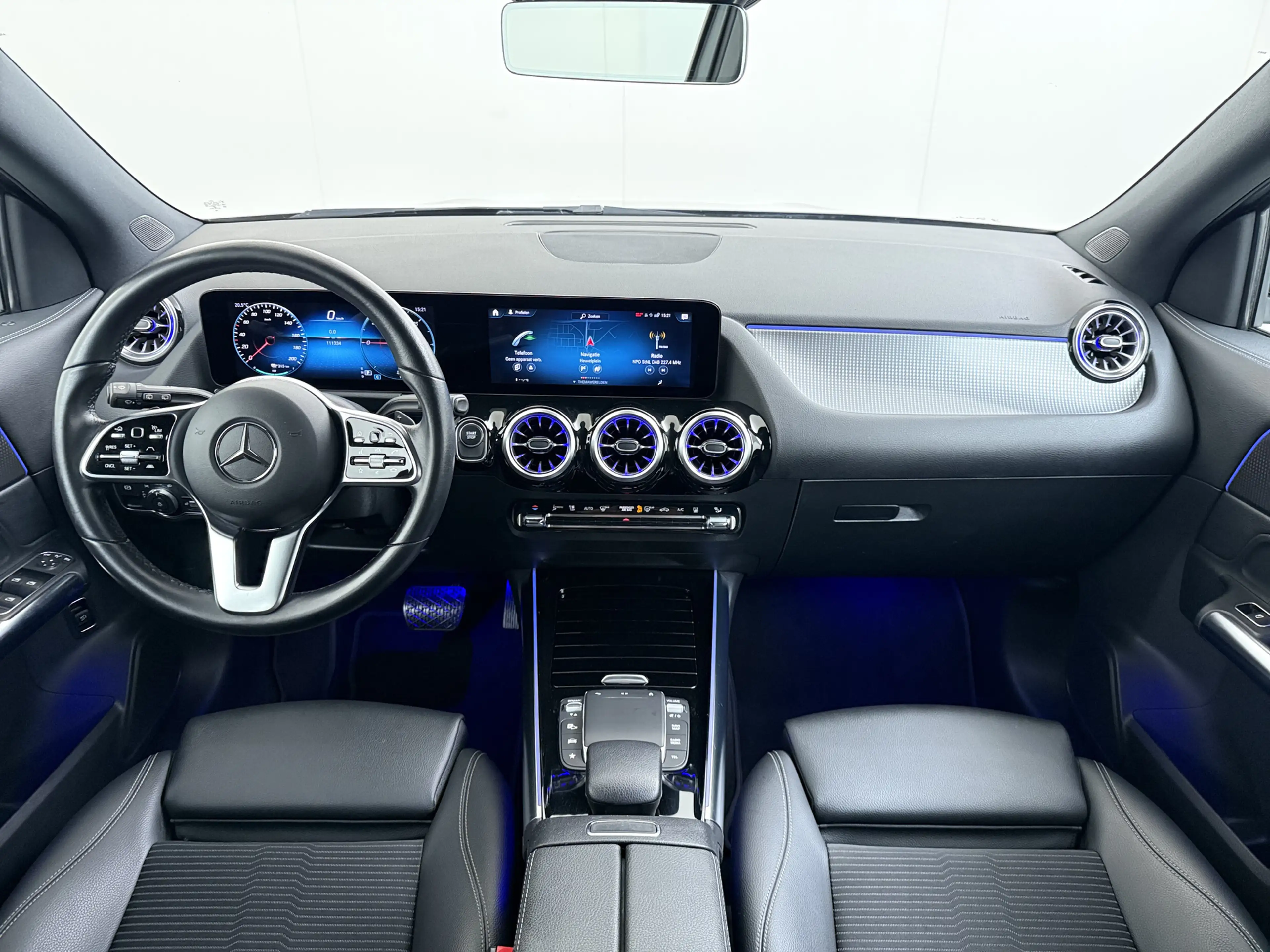 Mercedes-Benz EQA 250 Business Solution Luxury 67kWh SOH 96% Adap.Cruise — photo 3