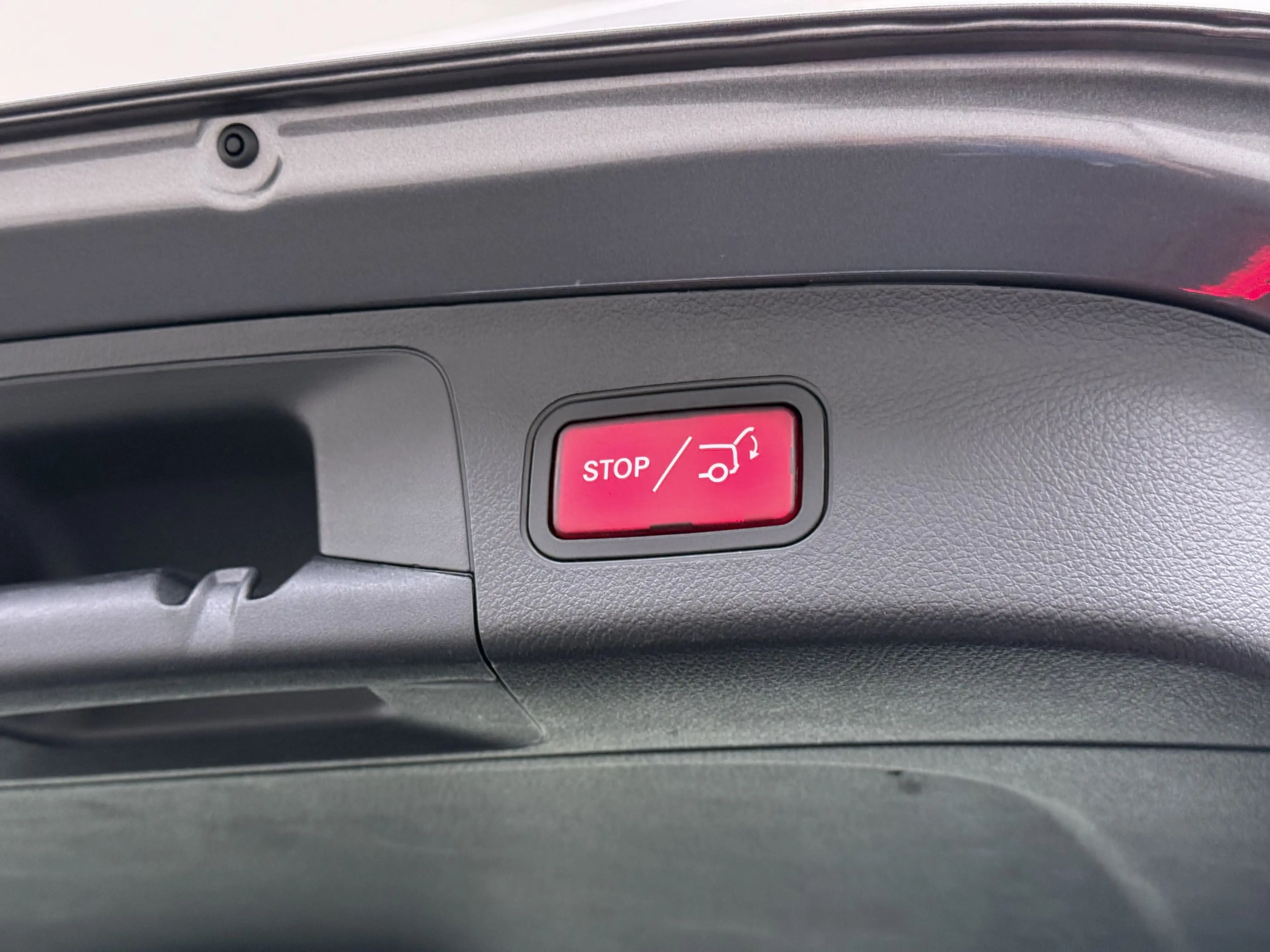 Mercedes-Benz EQA 250 Business Solution Luxury 67kWh SOH 96% Adap.Cruise — photo 25