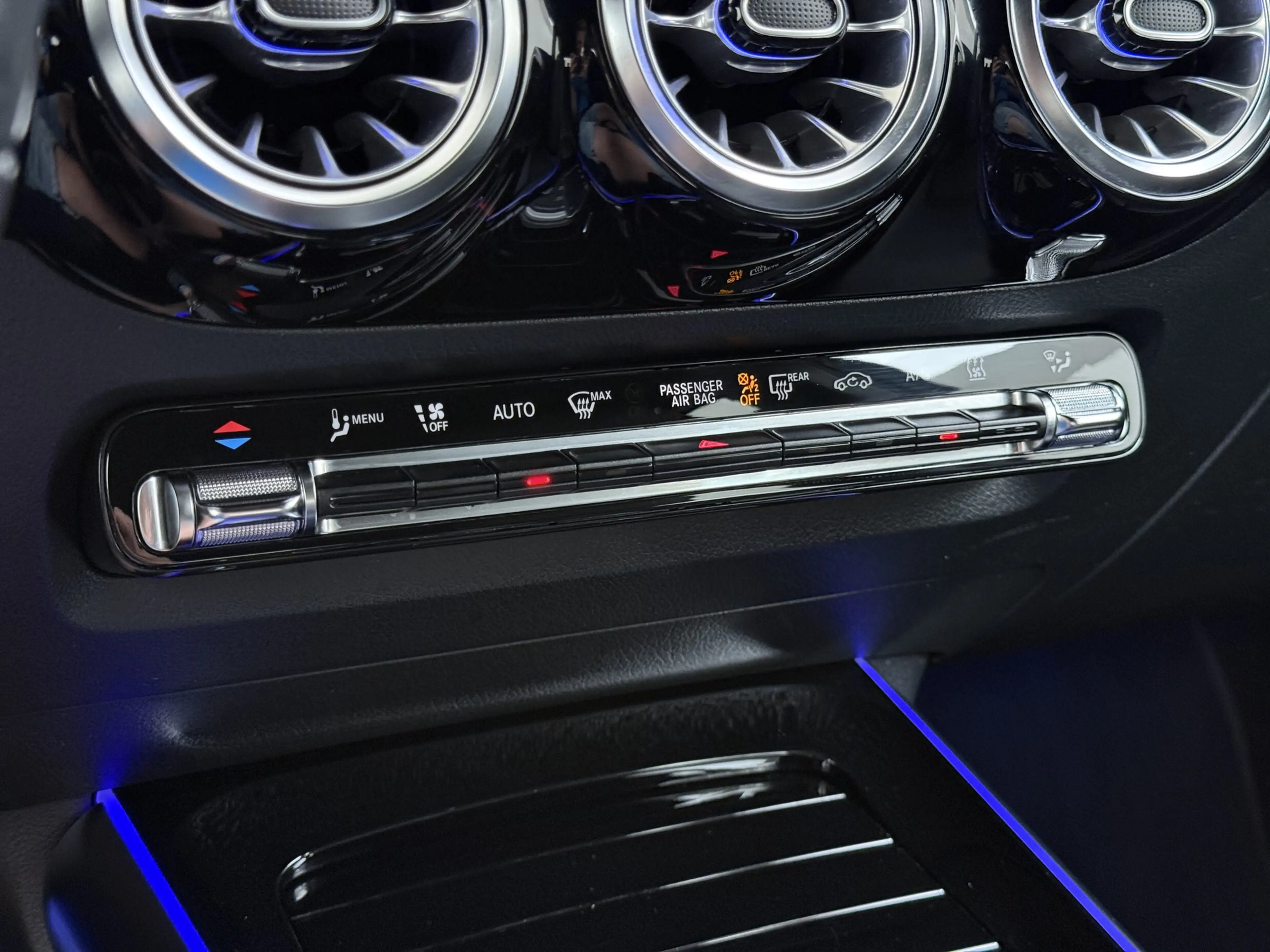 Mercedes-Benz EQA 250 Business Solution Luxury 67kWh SOH 96% Adap.Cruise — photo 19