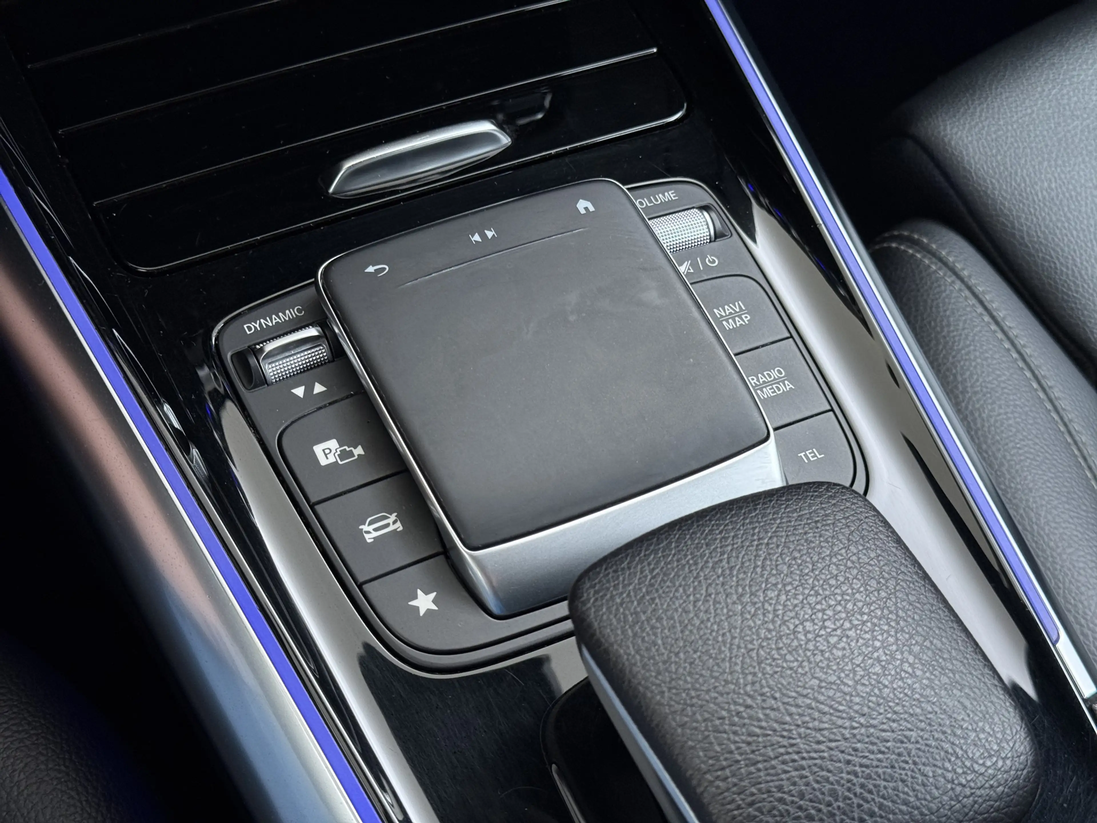 Mercedes-Benz EQA 250 Business Solution Luxury 67kWh SOH 96% Adap.Cruise — photo 20